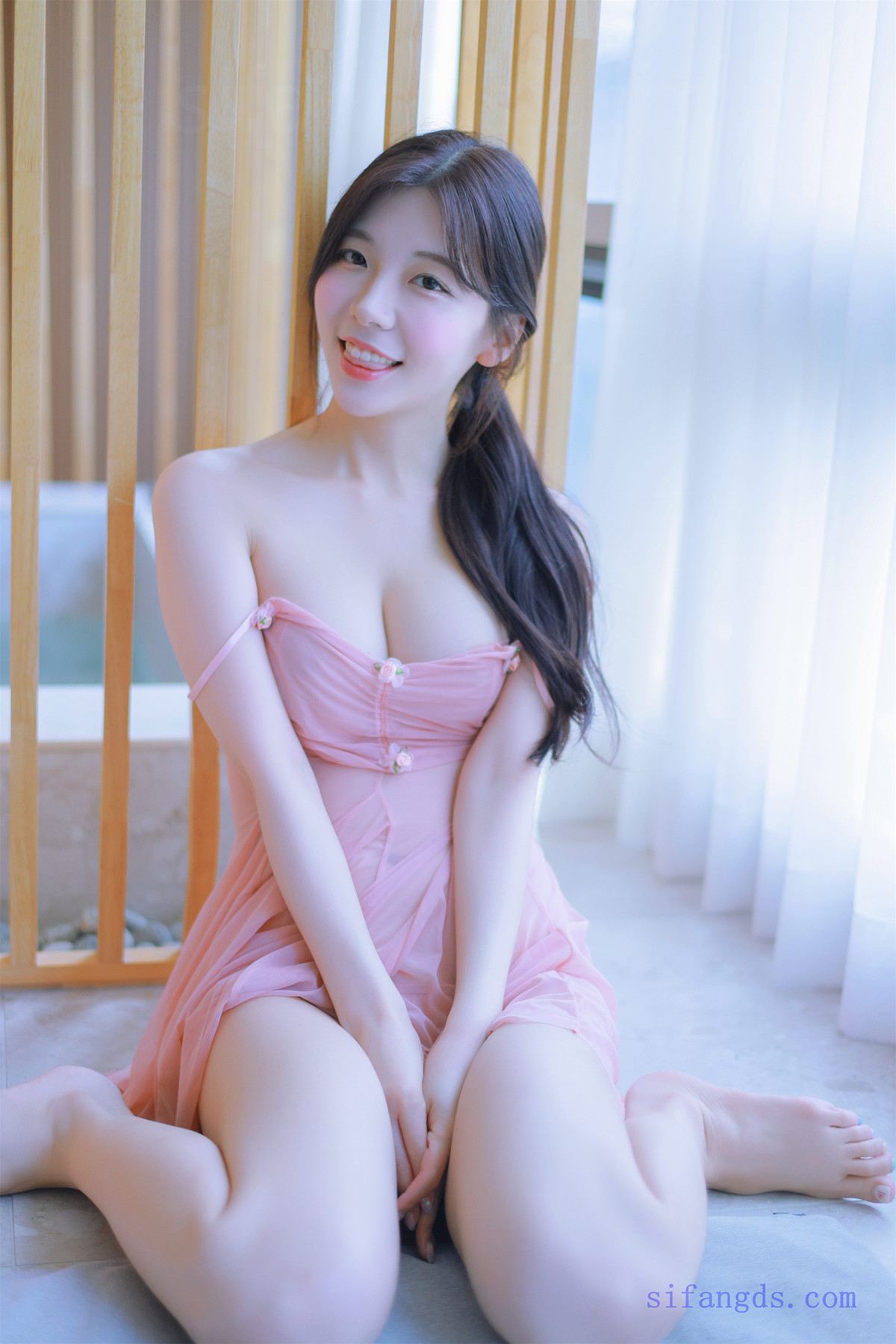Leeesovely 쏘블리, Photobook ‘Pink’ Set.03の写真 19