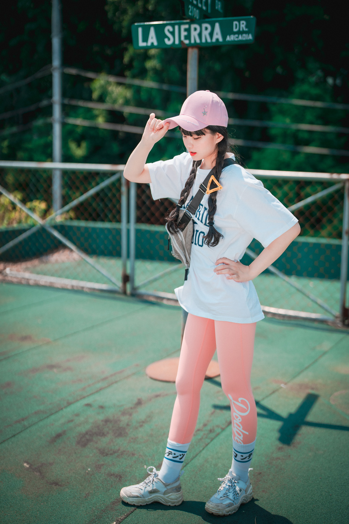 Jeong Jenny 정제니, DJAWA ‘Loose and Tight Pink’ Set.01の写真 2