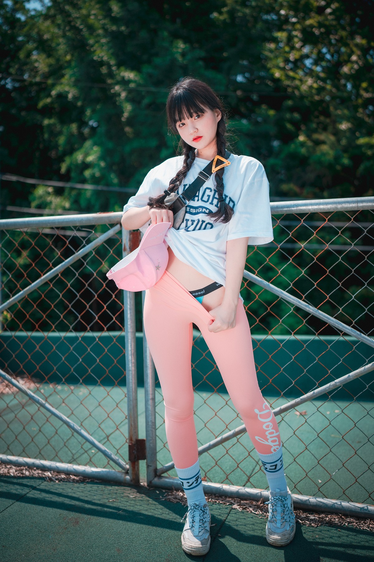 Jeong Jenny 정제니, DJAWA ‘Loose and Tight Pink’ Set.01の写真 9