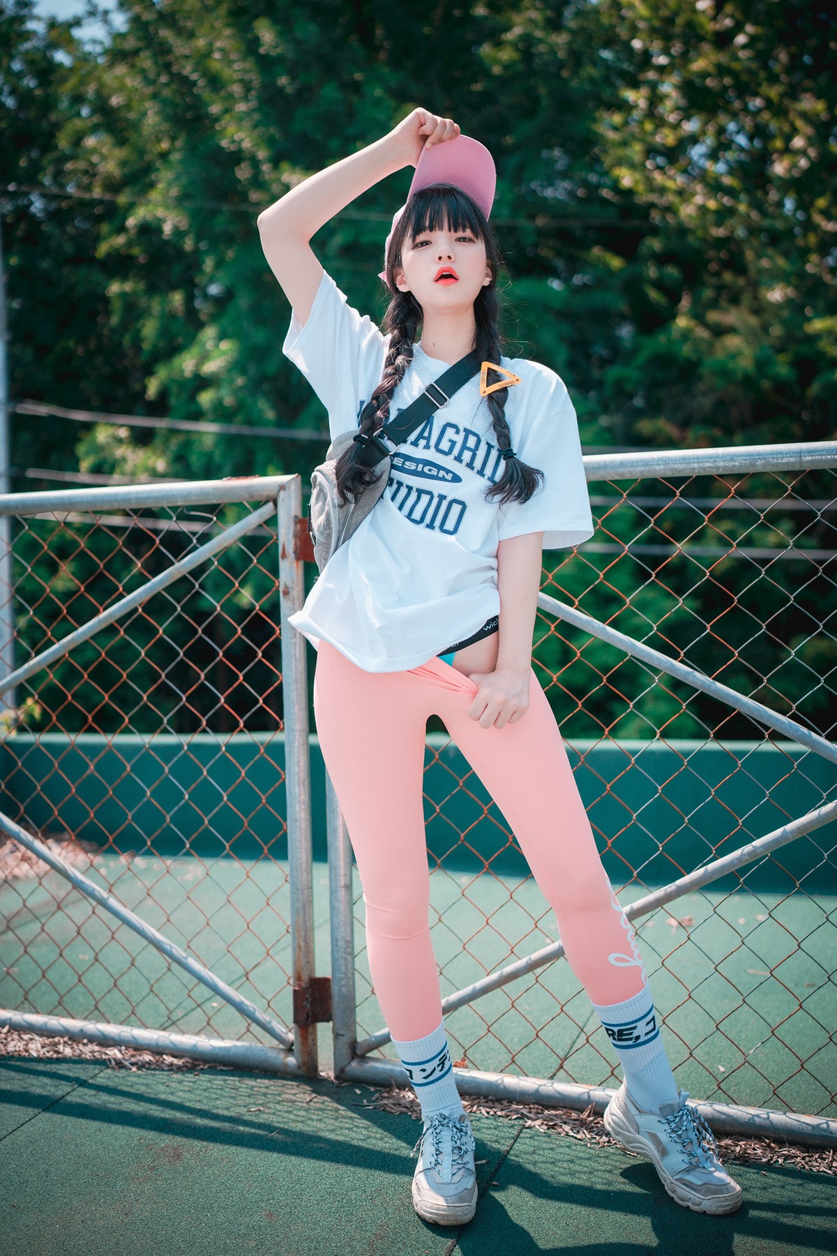 Jeong Jenny 정제니, DJAWA ‘Loose and Tight Pink’ Set.01の写真 11