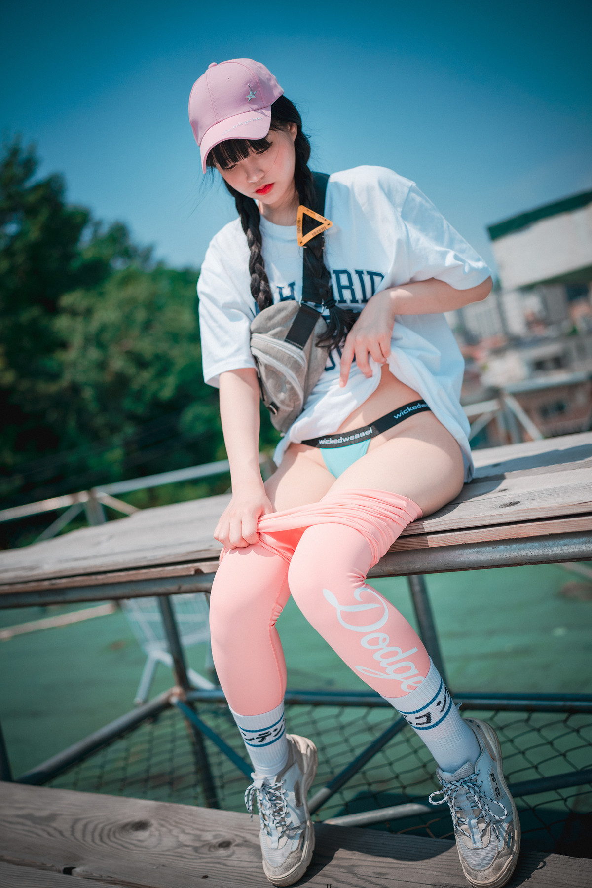 Jeong Jenny 정제니, DJAWA ‘Loose and Tight Pink’ Set.01の写真 33