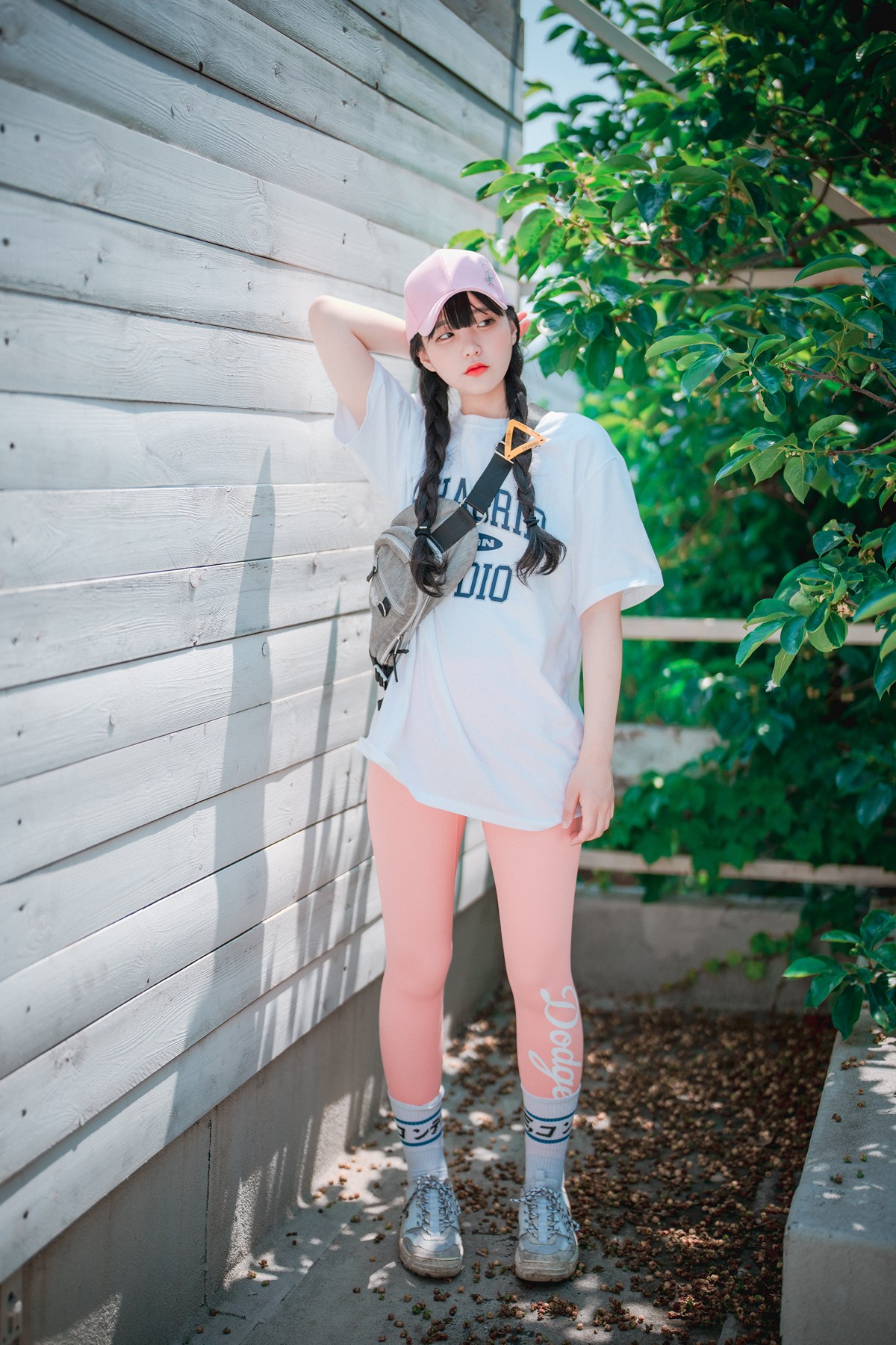 Jeong Jenny 정제니, DJAWA ‘Loose and Tight Pink’ Set.01の写真 41