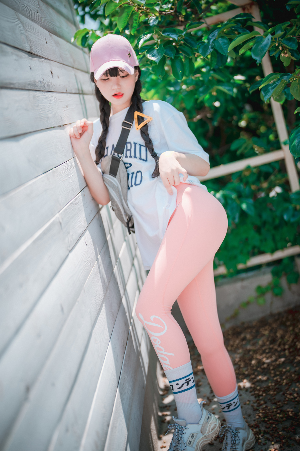 Jeong Jenny 정제니, DJAWA ‘Loose and Tight Pink’ Set.01の写真 43