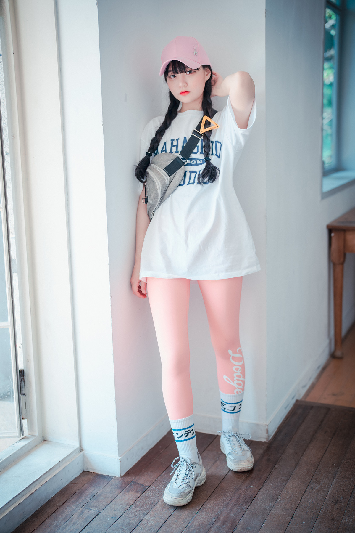 Jeong Jenny 정제니, DJAWA ‘Loose and Tight Pink’ Set.03の写真 2
