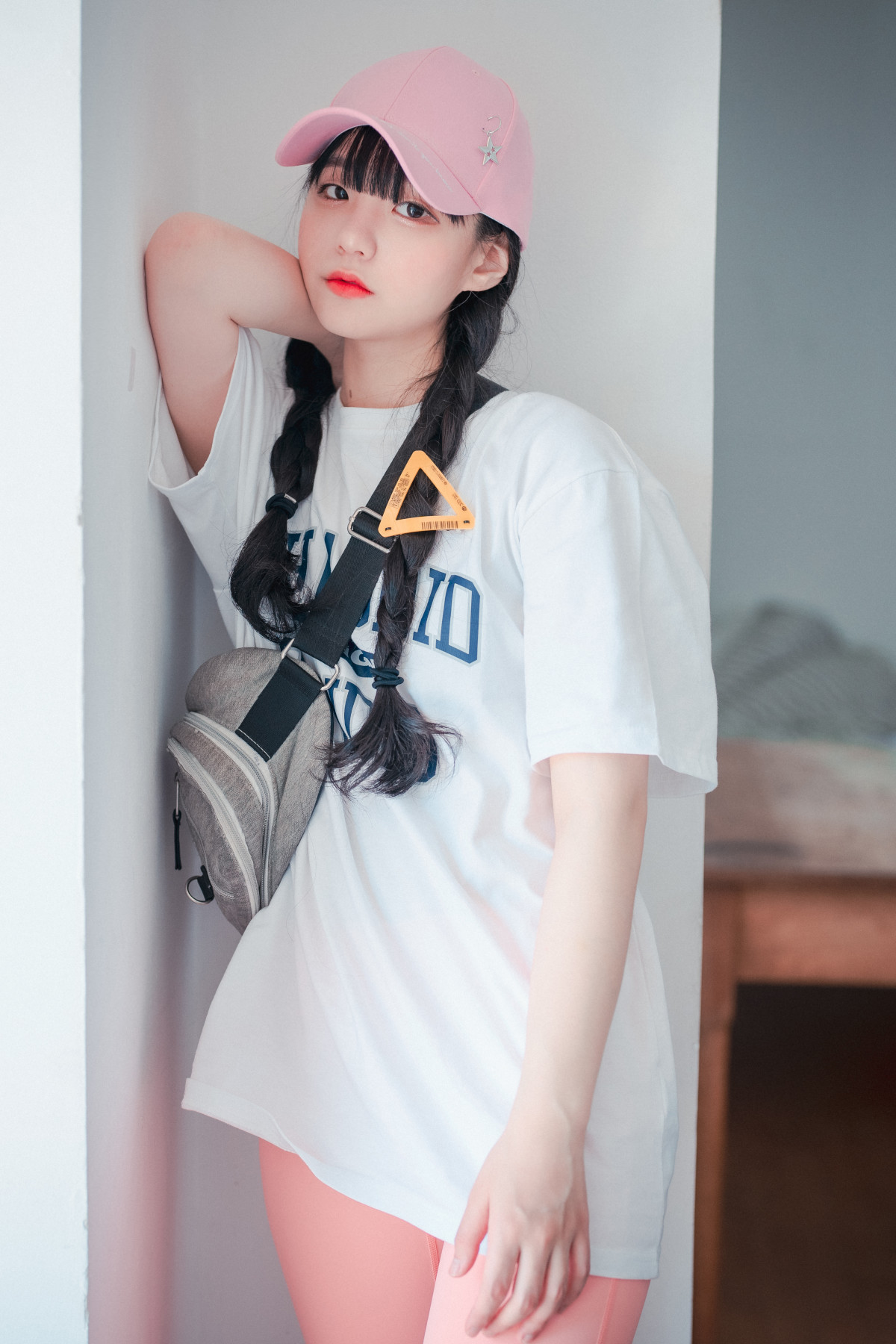 Jeong Jenny 정제니, DJAWA ‘Loose and Tight Pink’ Set.03の写真 3