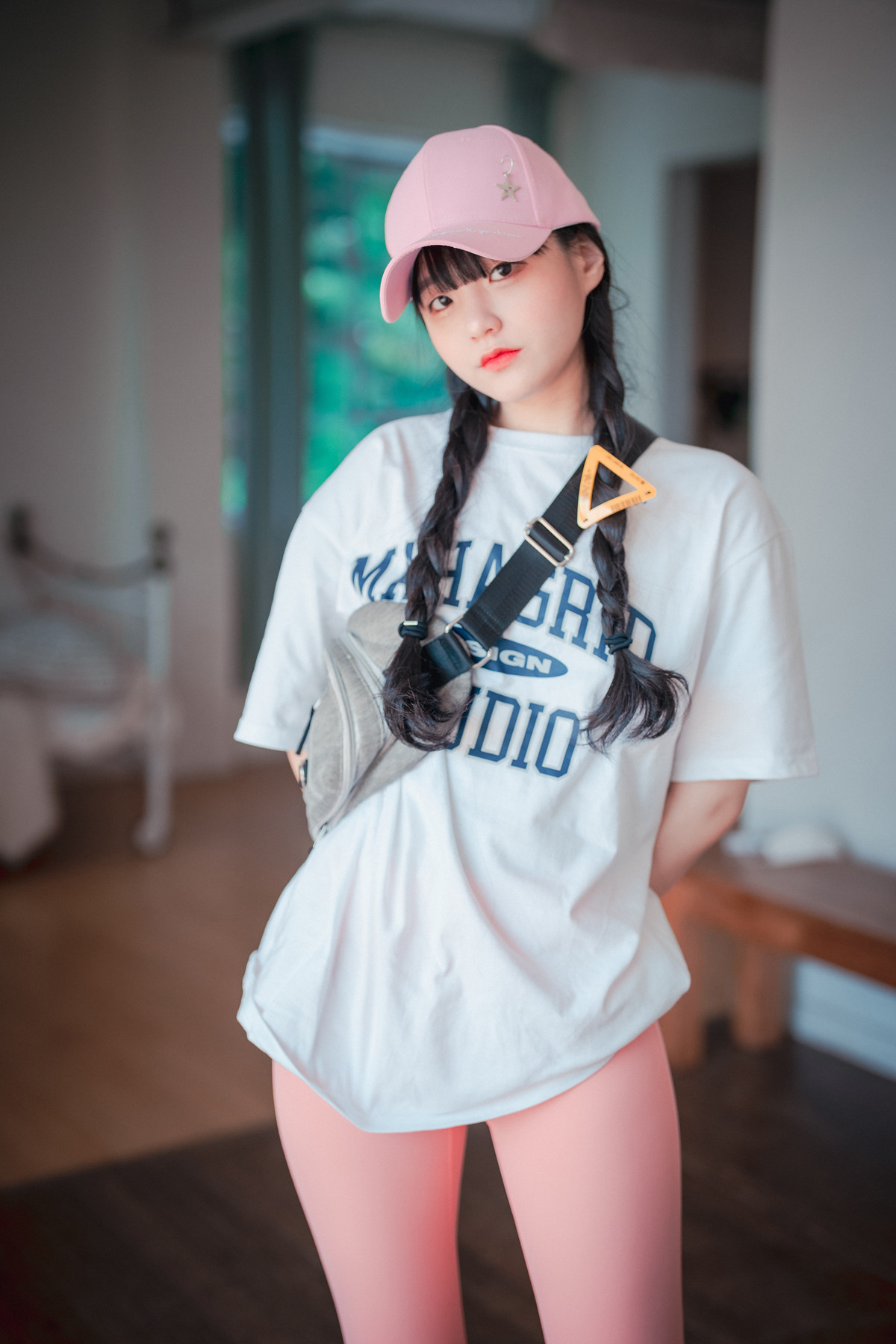 Jeong Jenny 정제니, DJAWA ‘Loose and Tight Pink’ Set.03の写真 5
