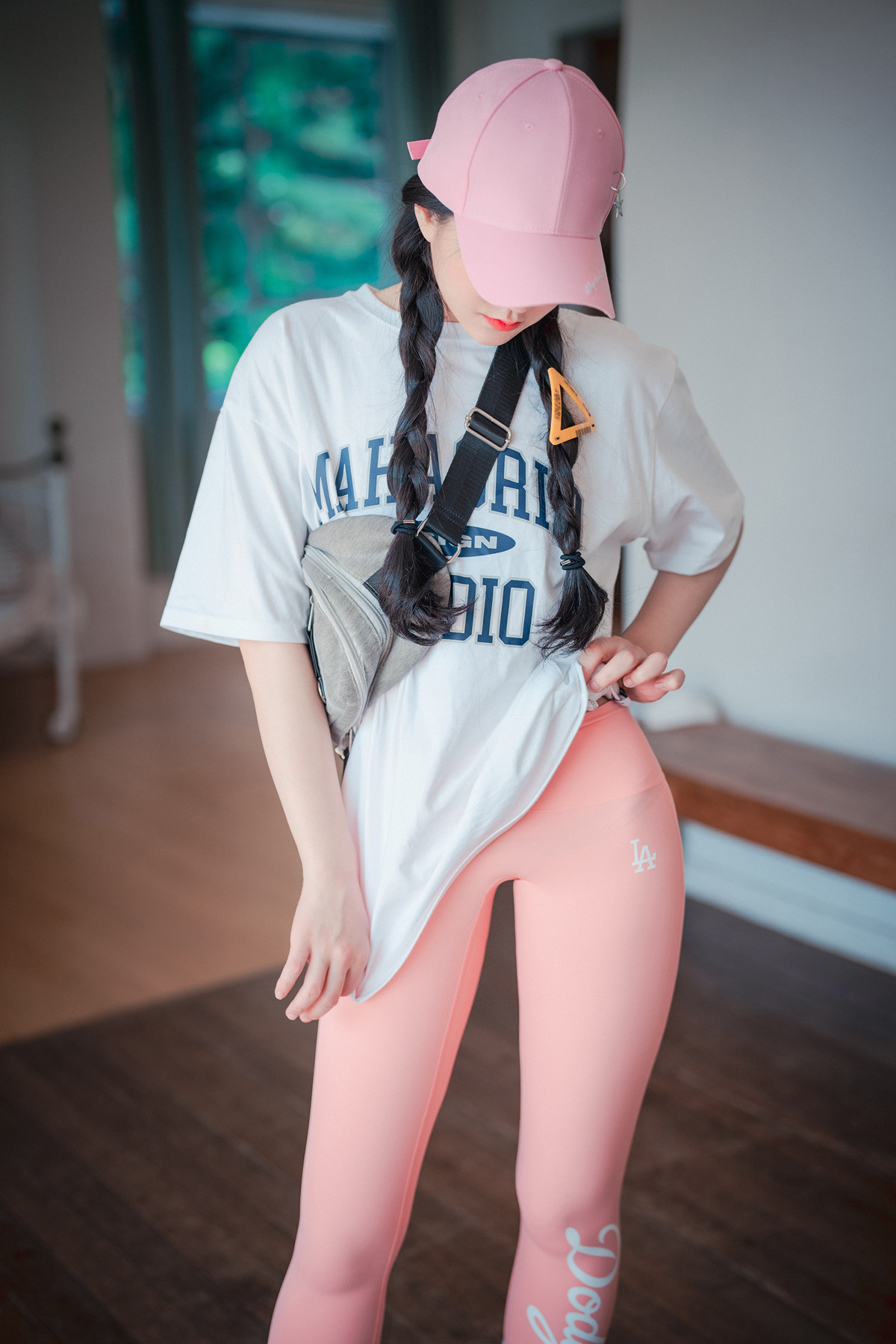 Jeong Jenny 정제니, DJAWA ‘Loose and Tight Pink’ Set.03の写真 6
