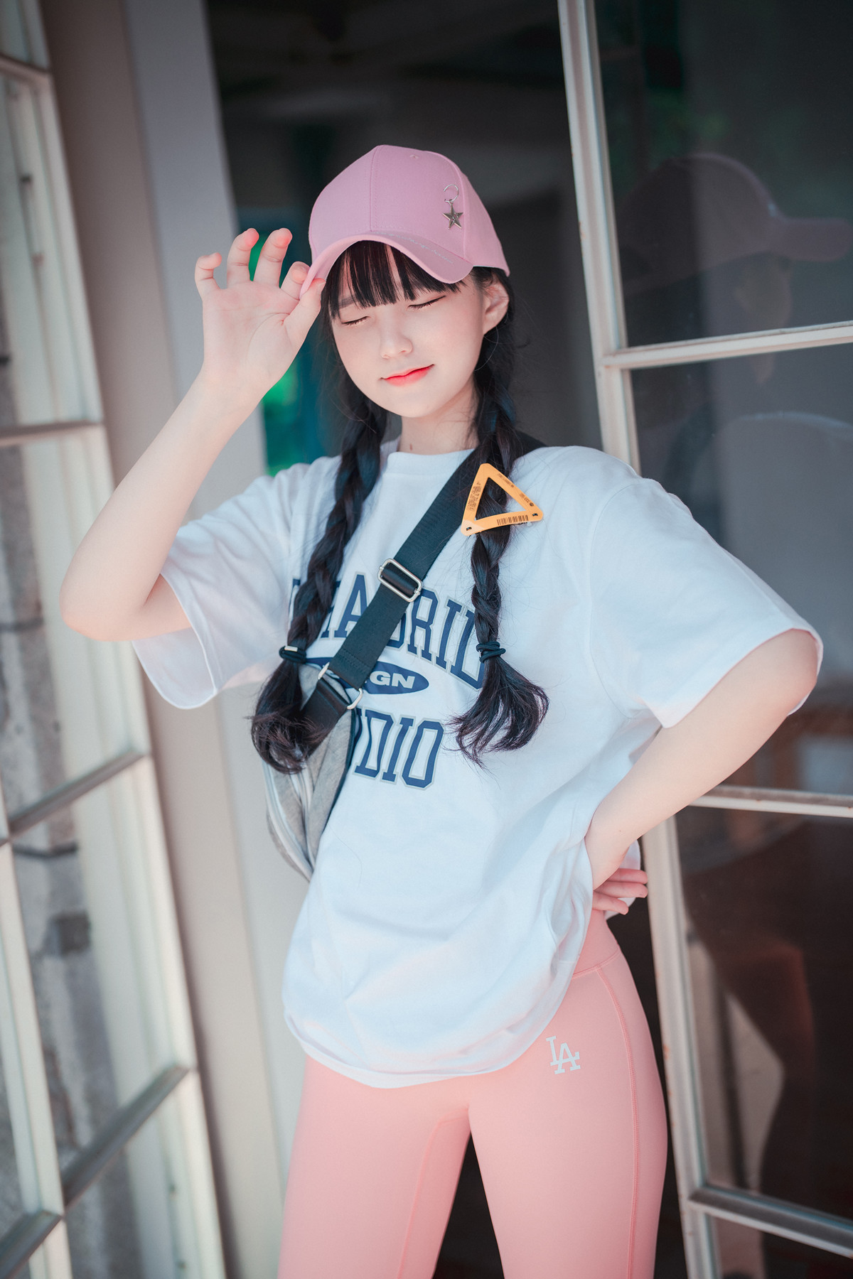 Jeong Jenny 정제니, DJAWA ‘Loose and Tight Pink’ Set.03の写真 12