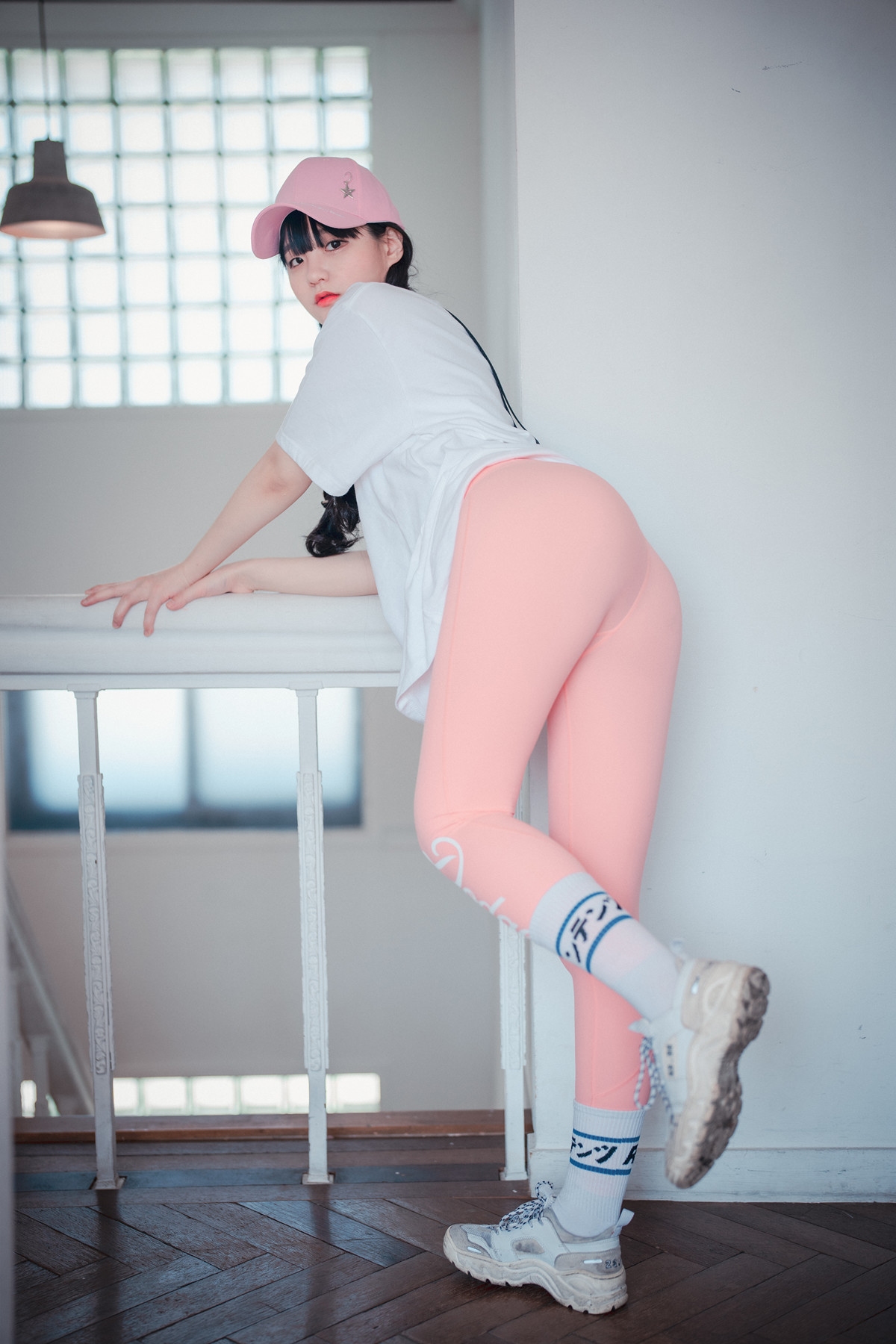 Jeong Jenny 정제니, DJAWA ‘Loose and Tight Pink’ Set.03の写真 18
