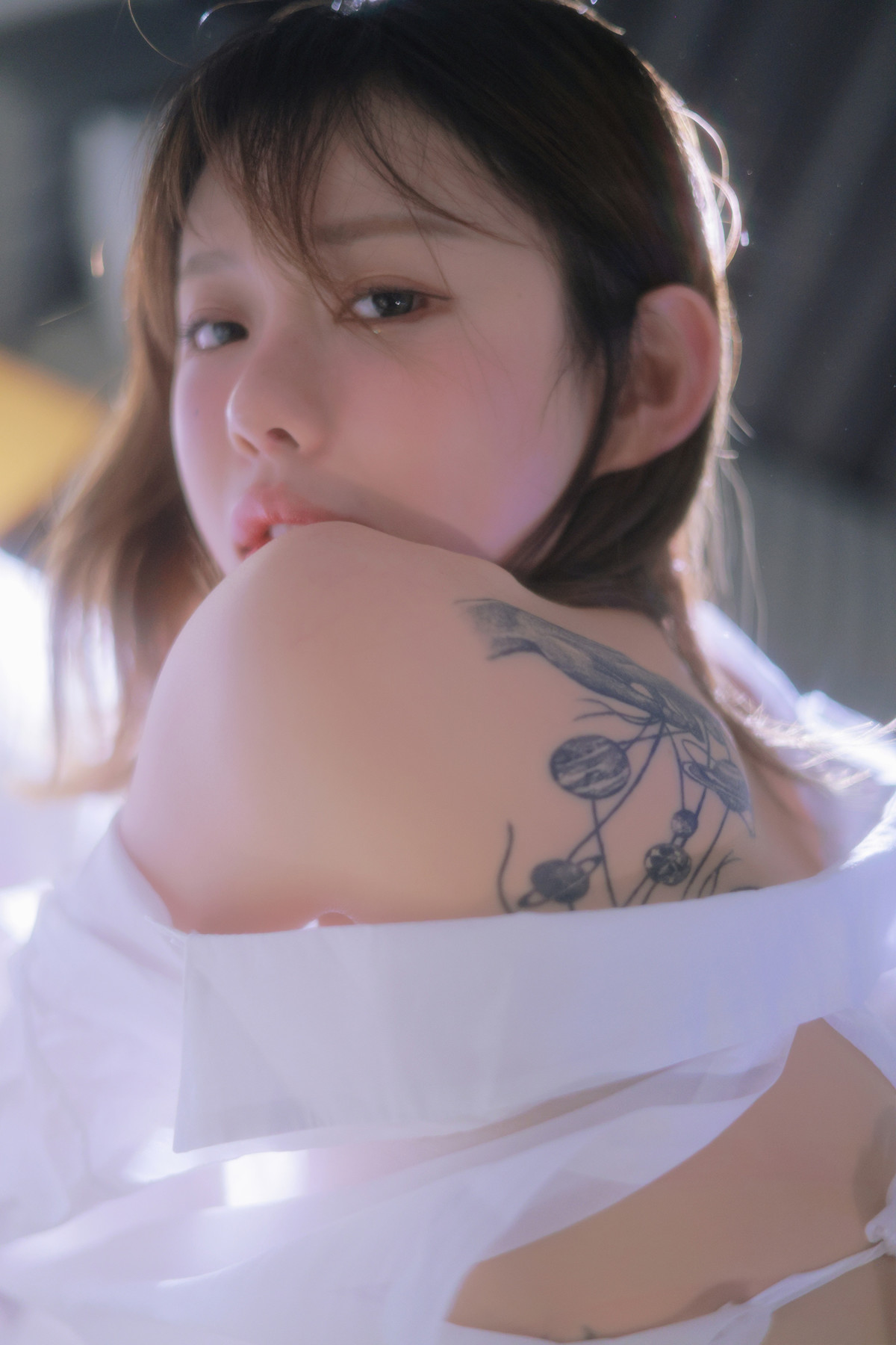 Romi 로미, Photobook ‘Come Back’ Set.01の写真 14