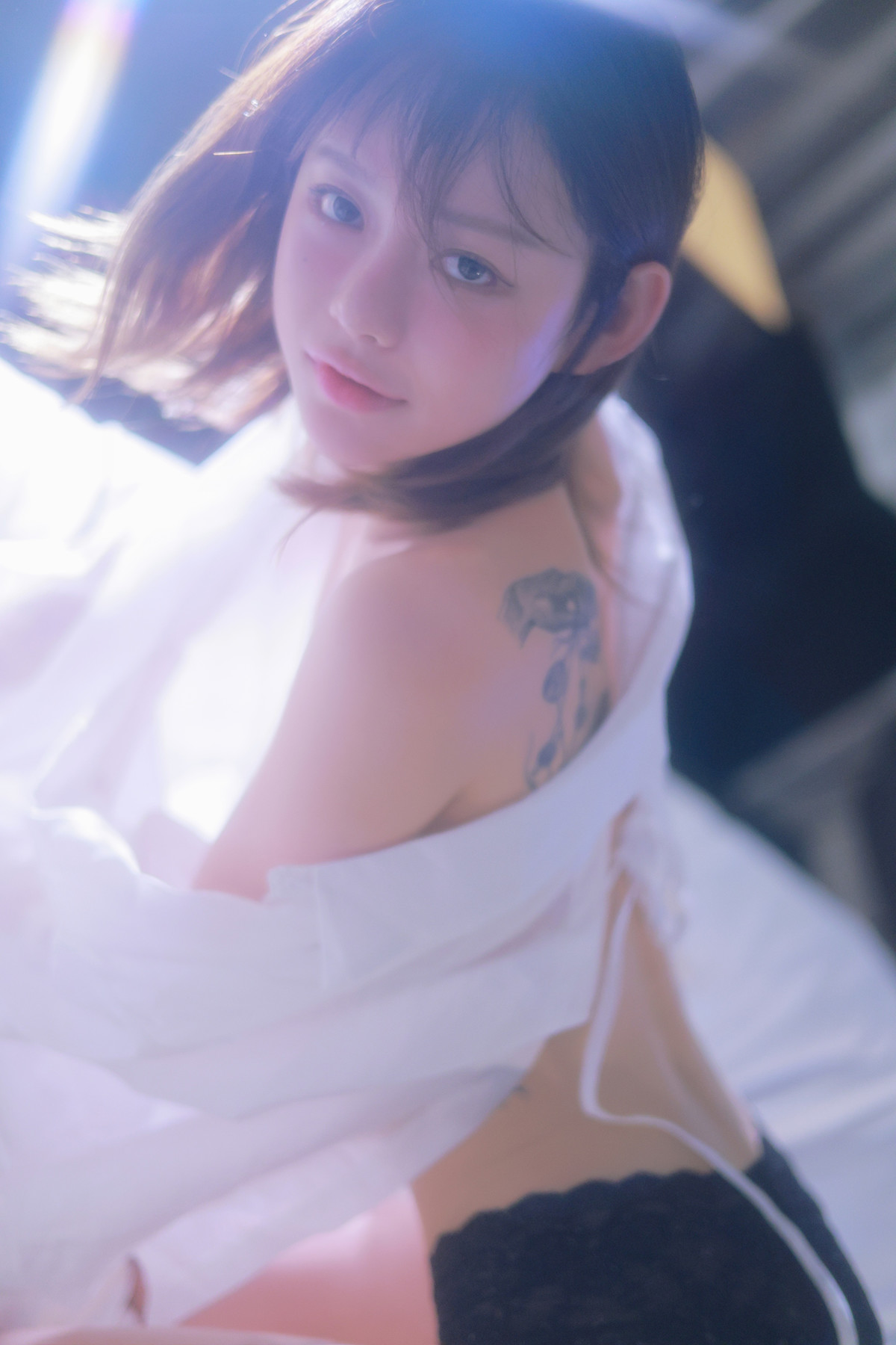 Romi 로미, Photobook ‘Come Back’ Set.01の写真 16