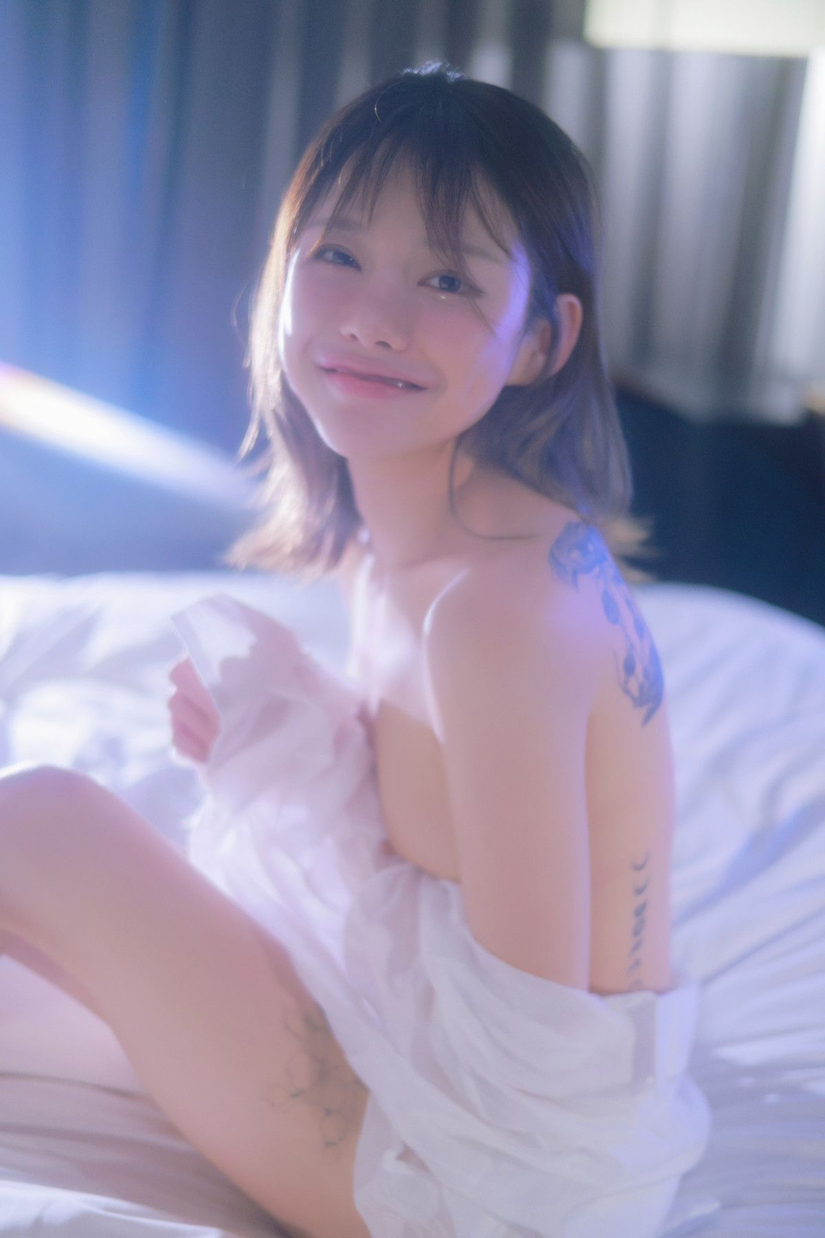 Romi 로미, Photobook ‘Come Back’ Set.01の写真 21