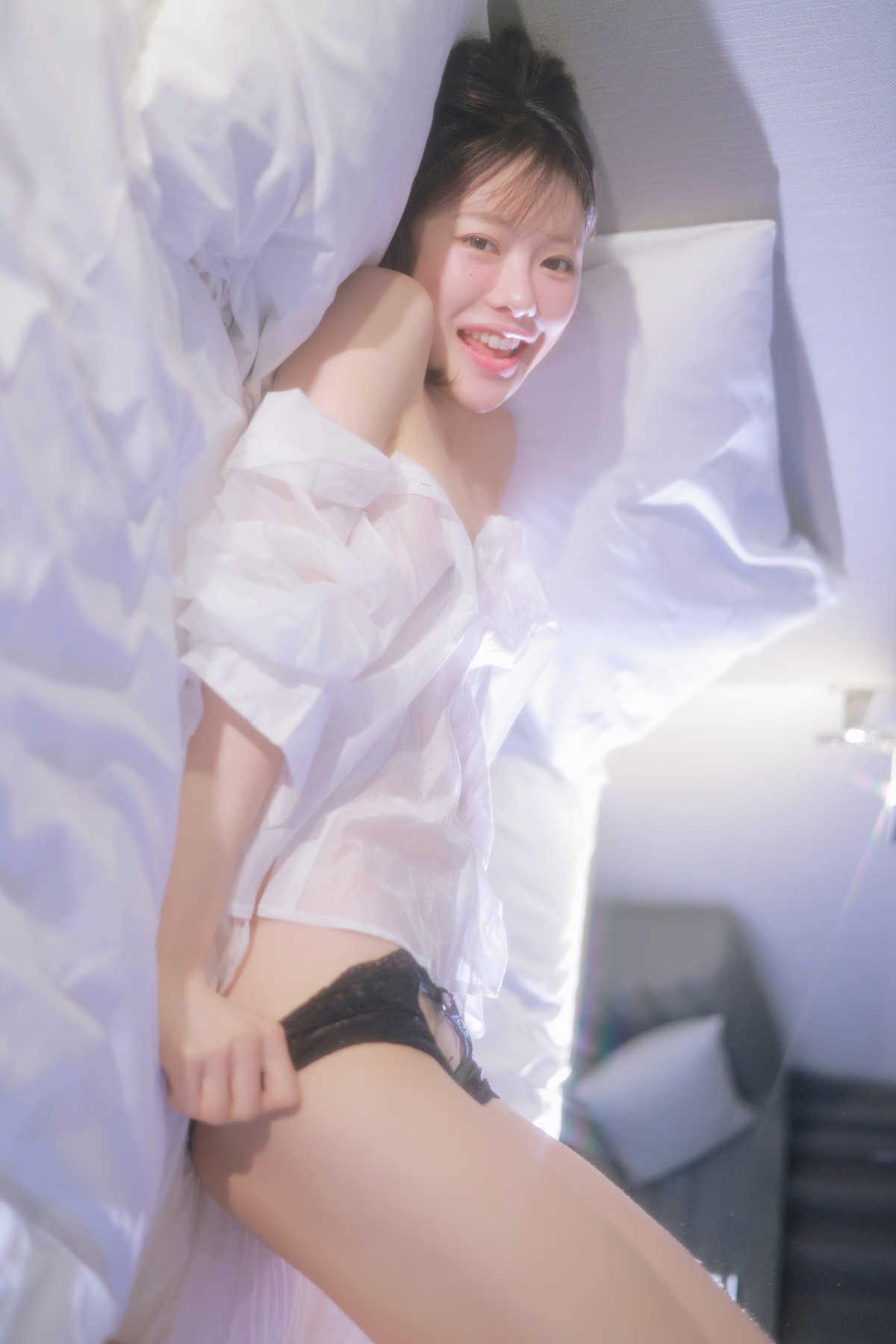 Romi 로미, Photobook ‘Come Back’ Set.01の写真 32