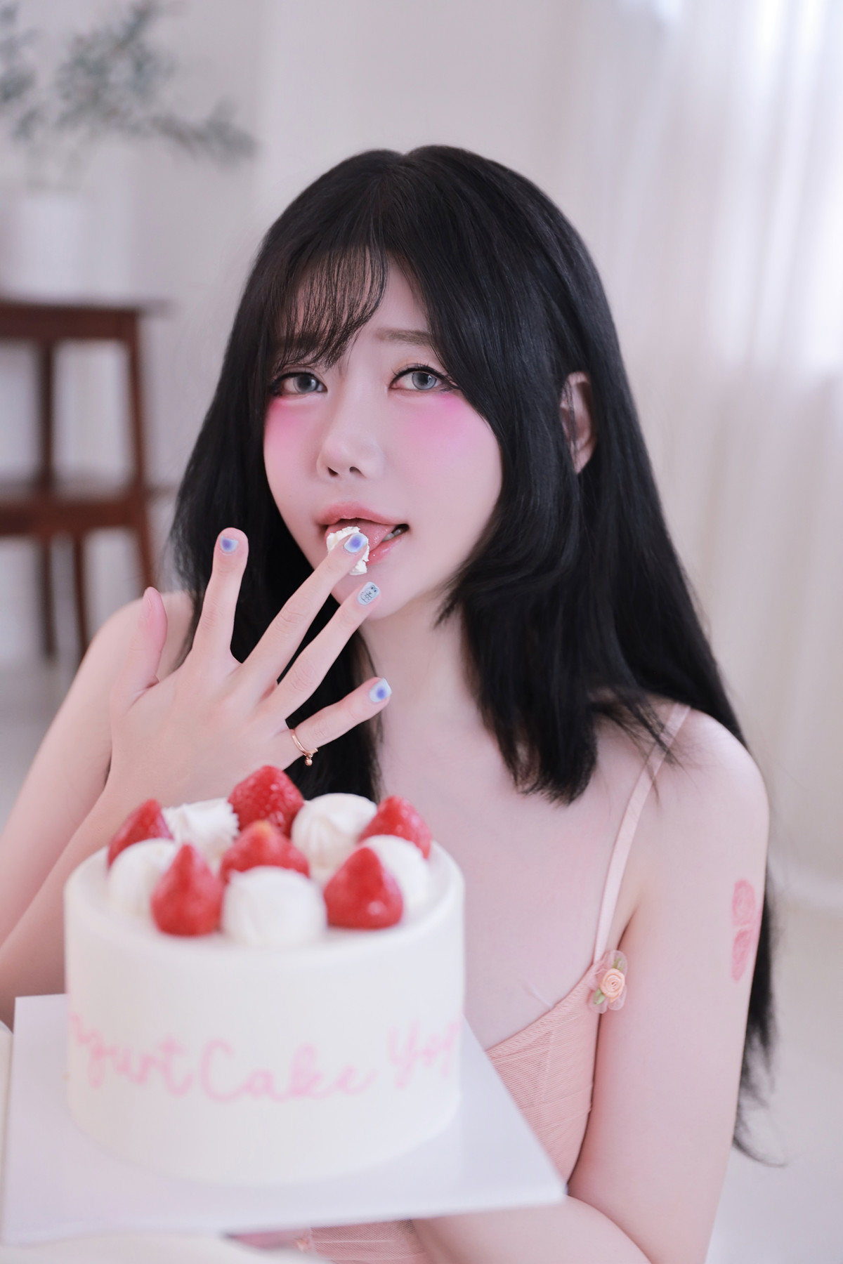 Jisu A 안지수, Photobook ‘Birthday’ Set.01の写真 4