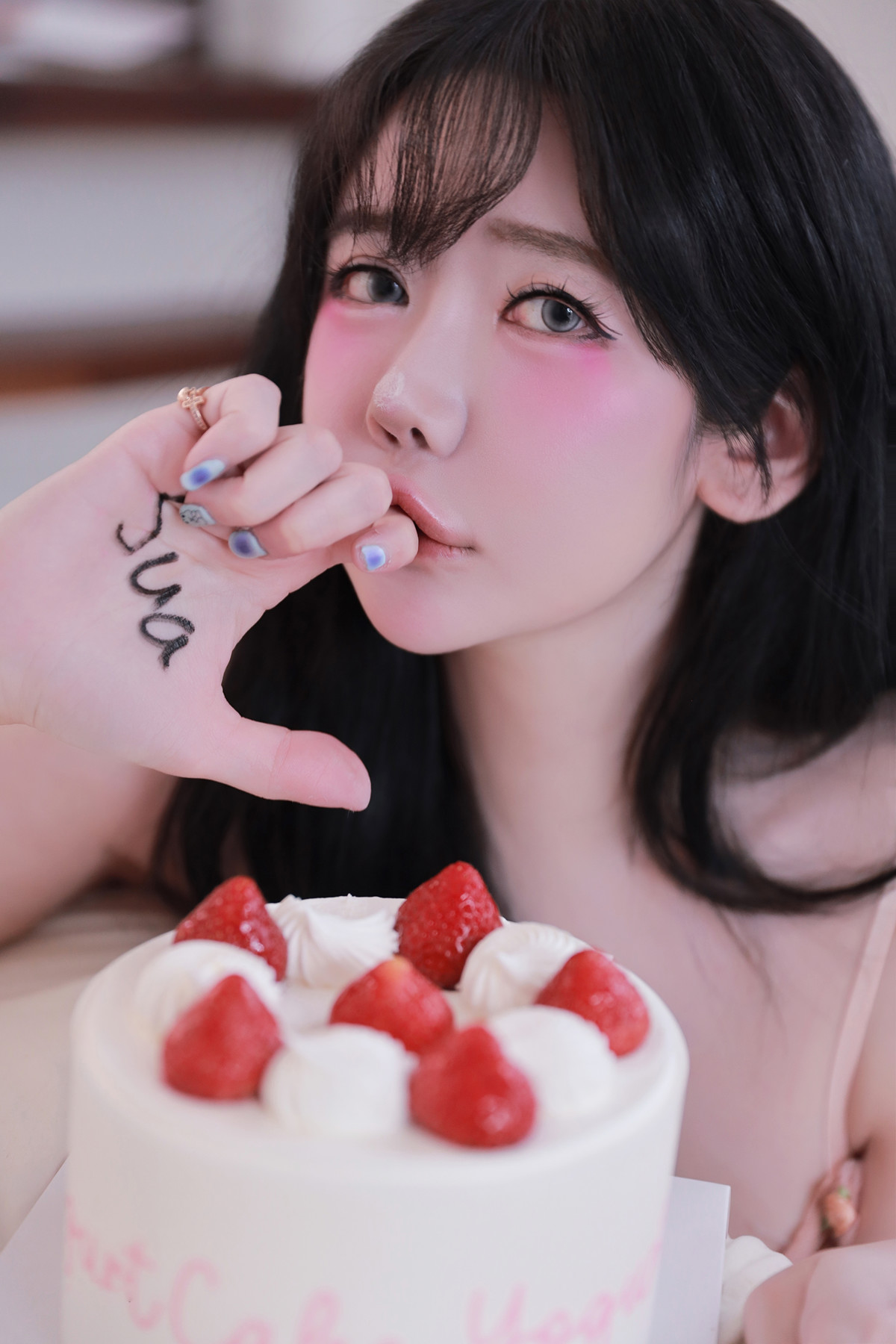 Jisu A 안지수, Photobook ‘Birthday’ Set.01の写真 13