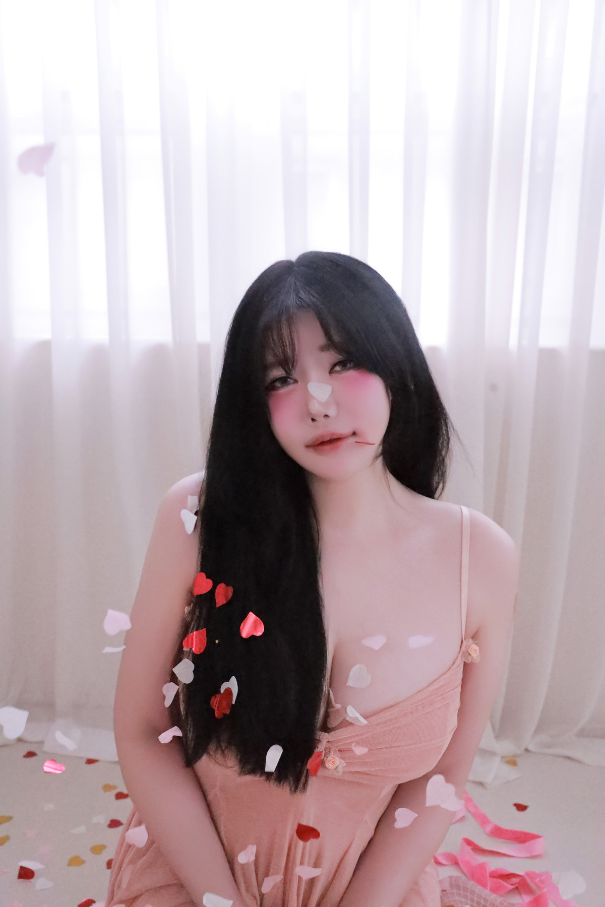 Jisu A 안지수, Photobook ‘Birthday’ Set.01の写真 32