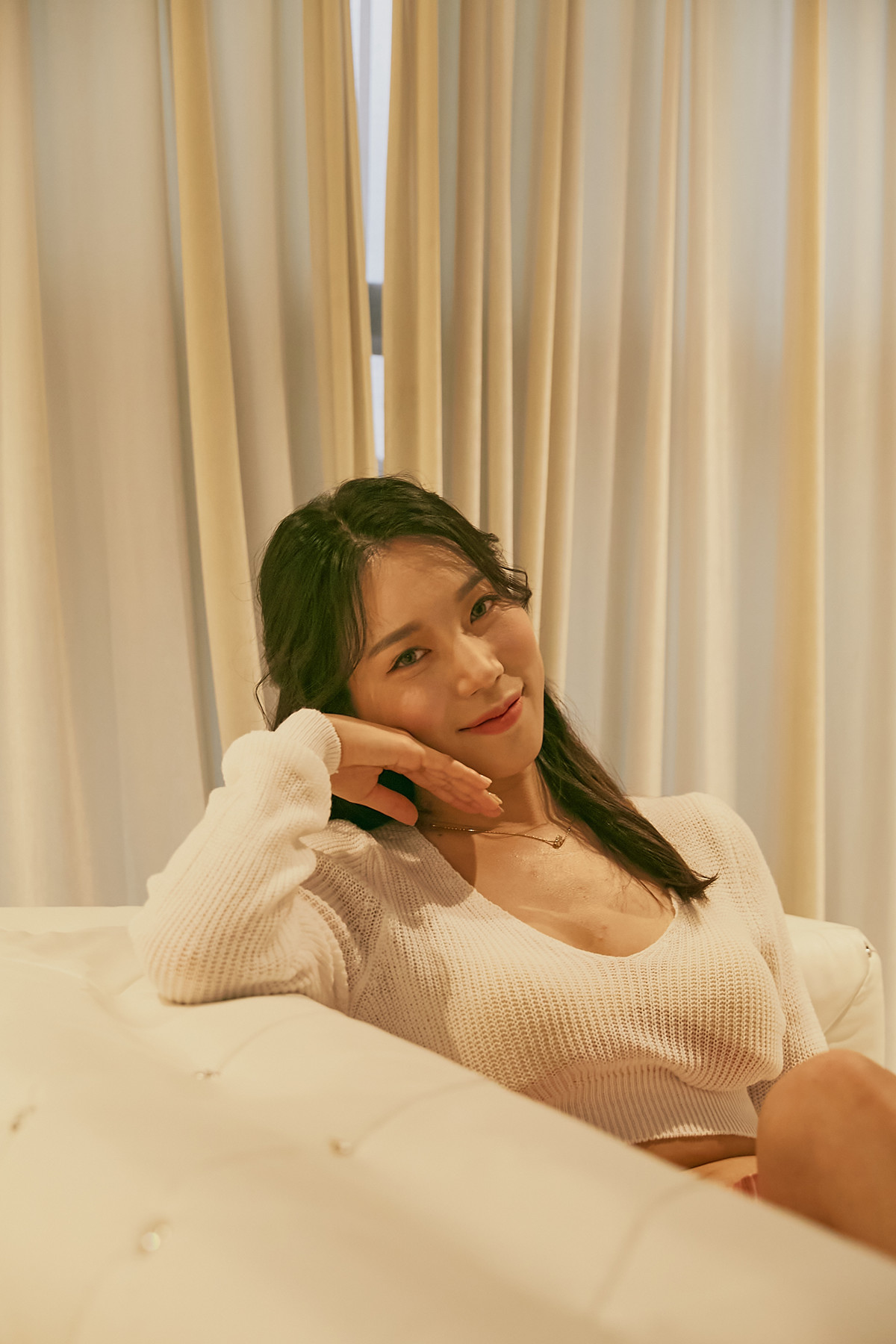 MINI 미니, Photobook #4 FIRST DATEの写真 24