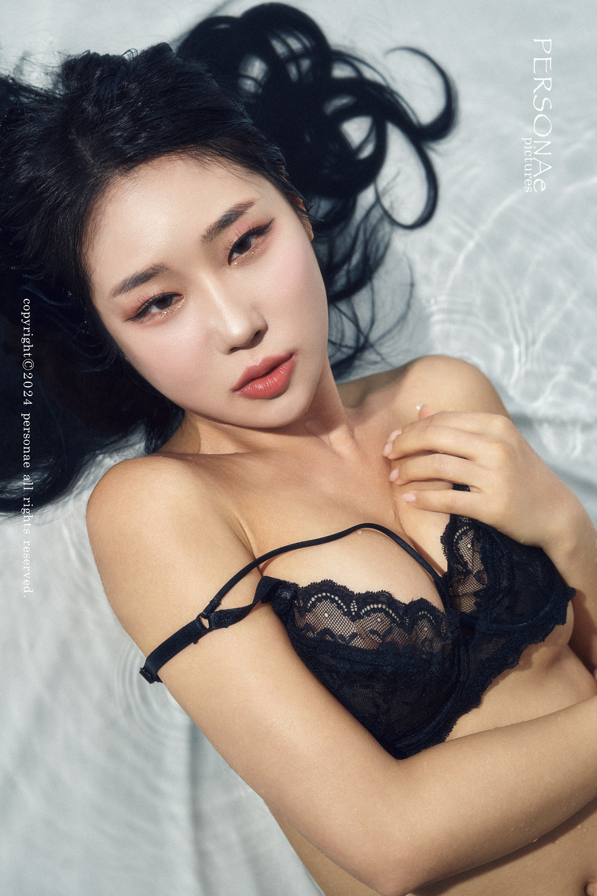 Coco 수민, PERSONAE Photobook ‘Vol.17 Thirsty’ Set.02の写真 24