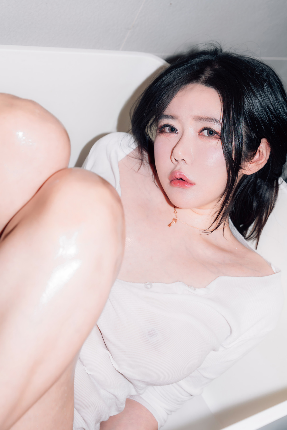 Jisu A 안지수, Photobook ‘Good Day’ Set.01の写真 7