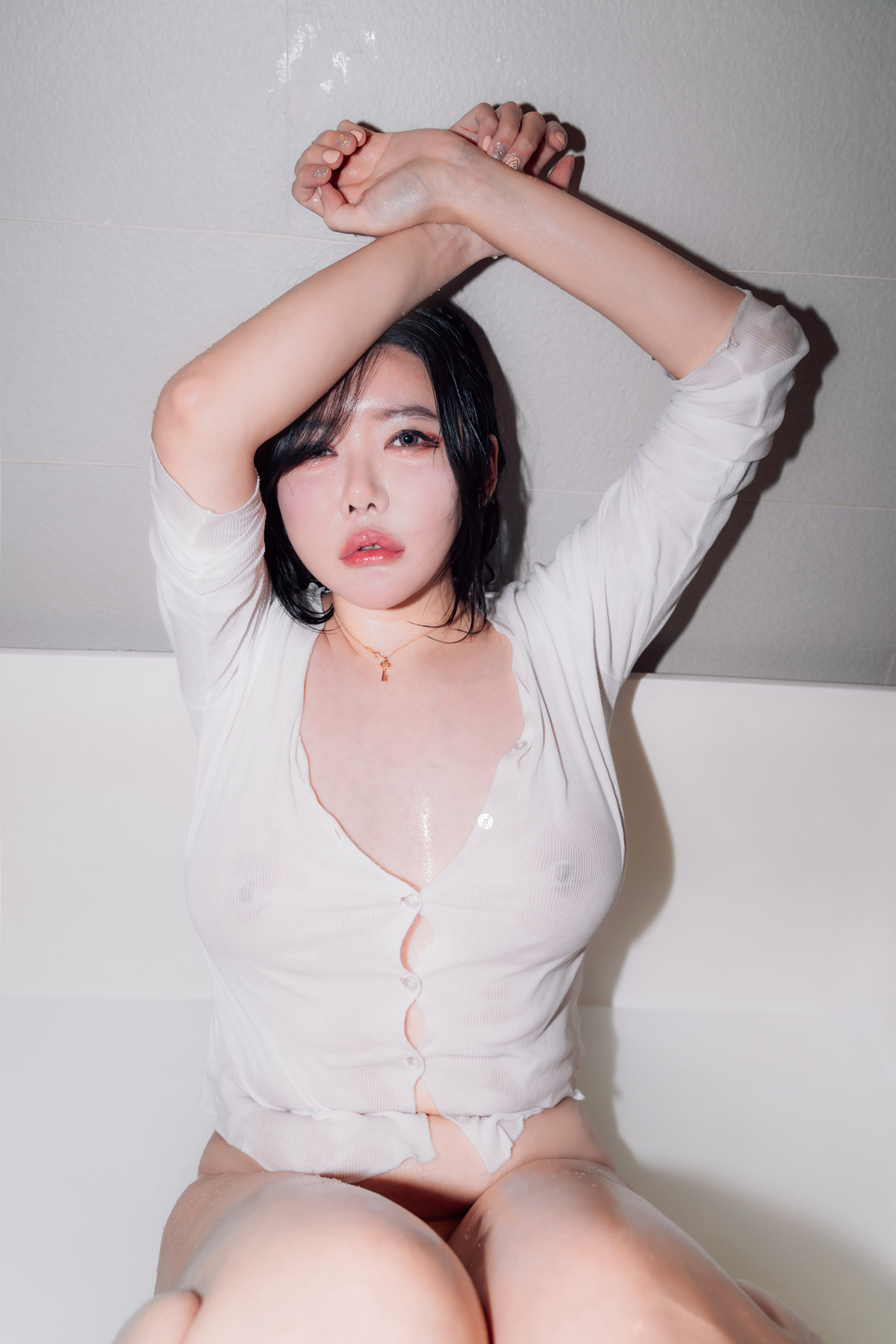 Jisu A 안지수, Photobook ‘Good Day’ Set.01の写真 9