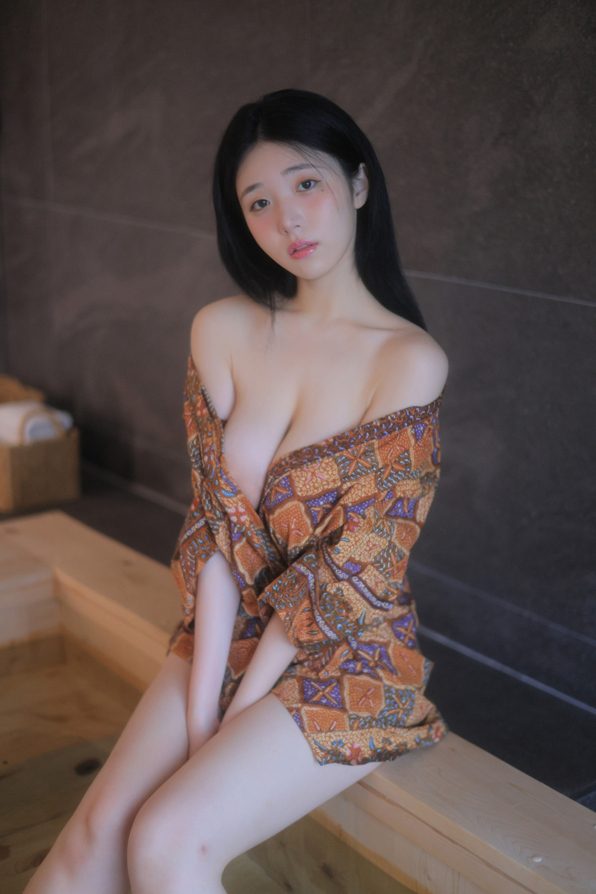 Yeon Woo 연우, Photobook “Suika” Set.01の写真 4