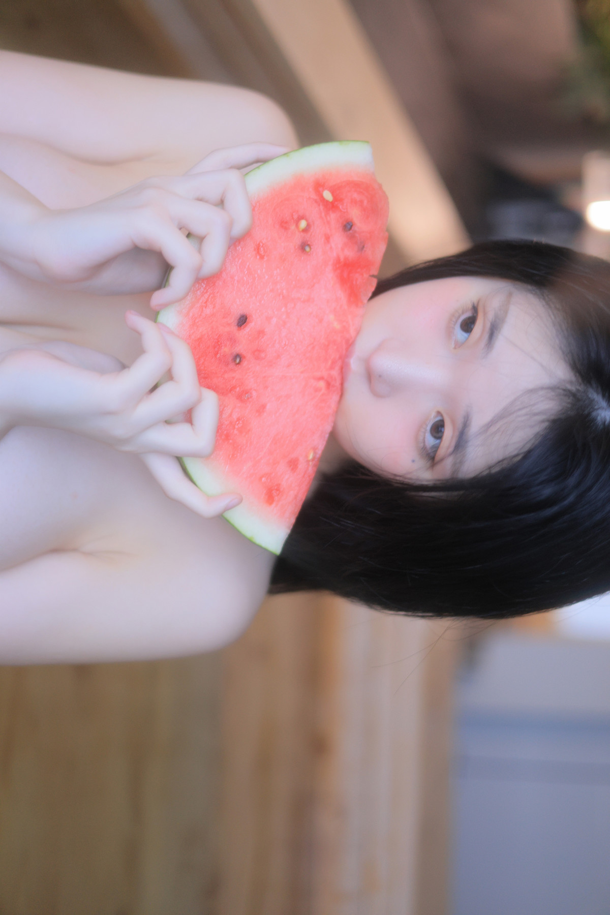 Yeon Woo 연우, Photobook “Suika” Set.01の写真 26