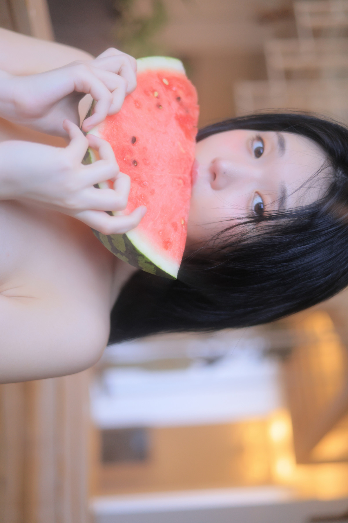 Yeon Woo 연우, Photobook “Suika” Set.01の写真 30