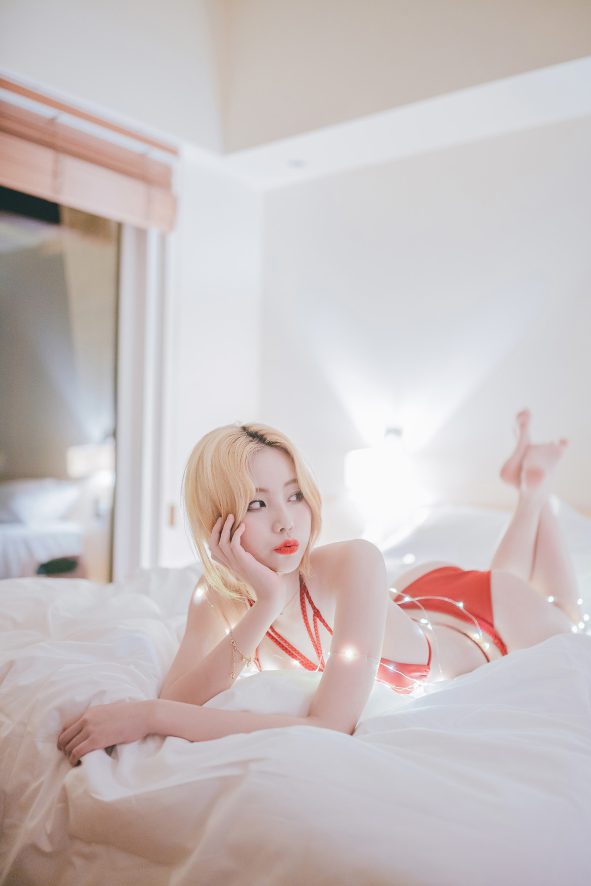 Yuna 유나, Saint PhotoLife Vol.14 ‘Jeju Story Part.2’ Set.02の写真 22
