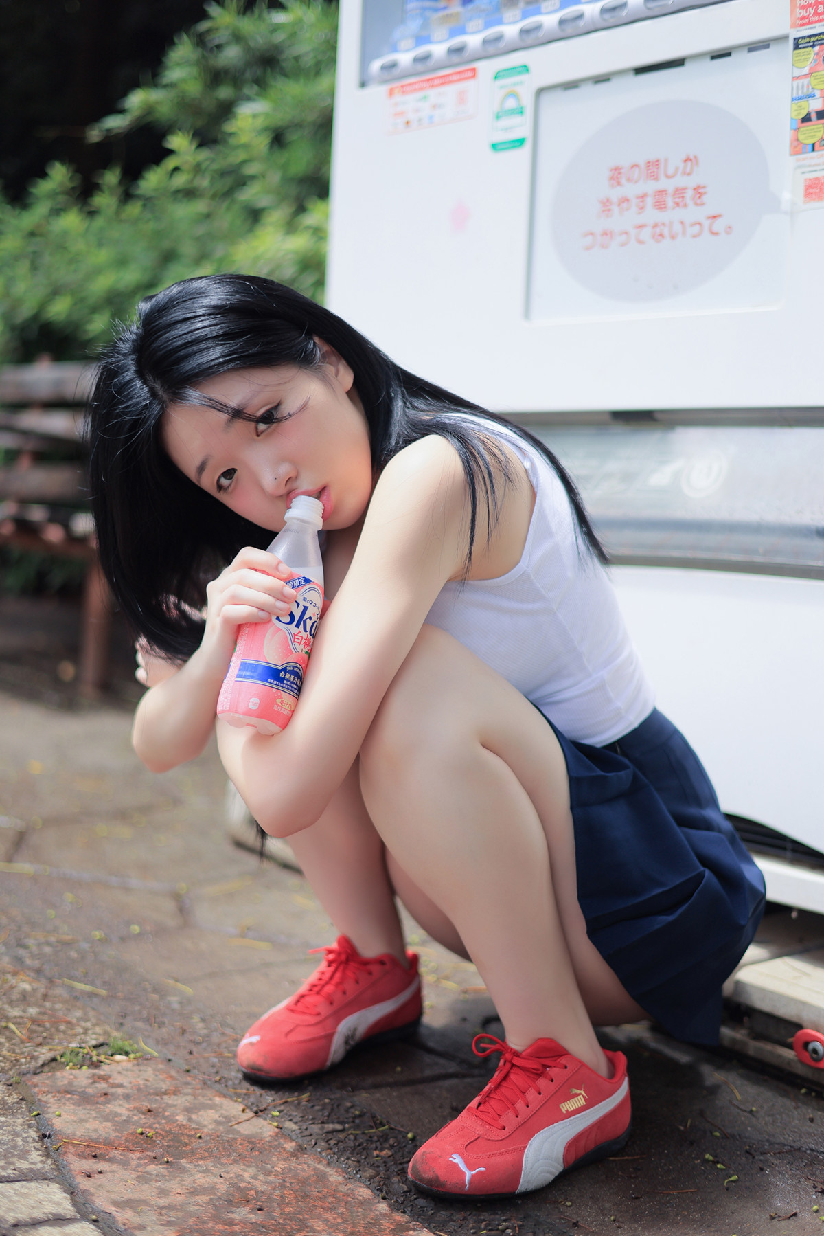Yeon Woo 연우, Photobook ‘Panty-ra’ Set.02の写真 9
