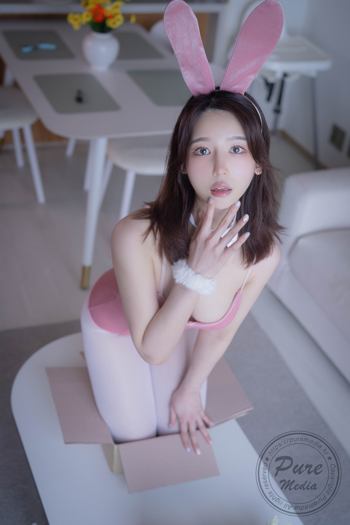 Yeha 예하, PURE MEDIA Vol.287 “Gift her a bunny doll” Set.01の写真 5