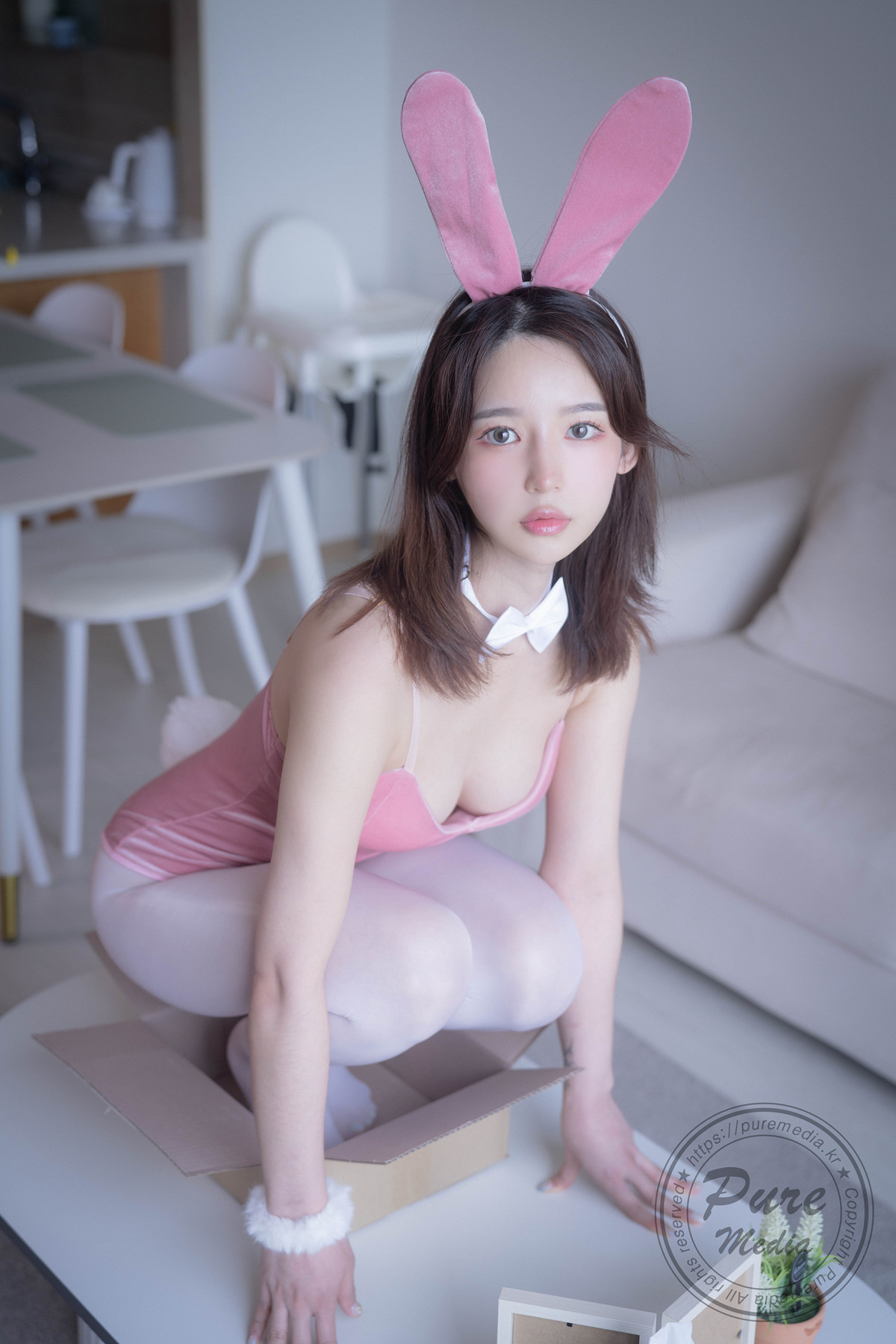 Yeha 예하, PURE MEDIA Vol.287 “Gift her a bunny doll” Set.01の写真 6
