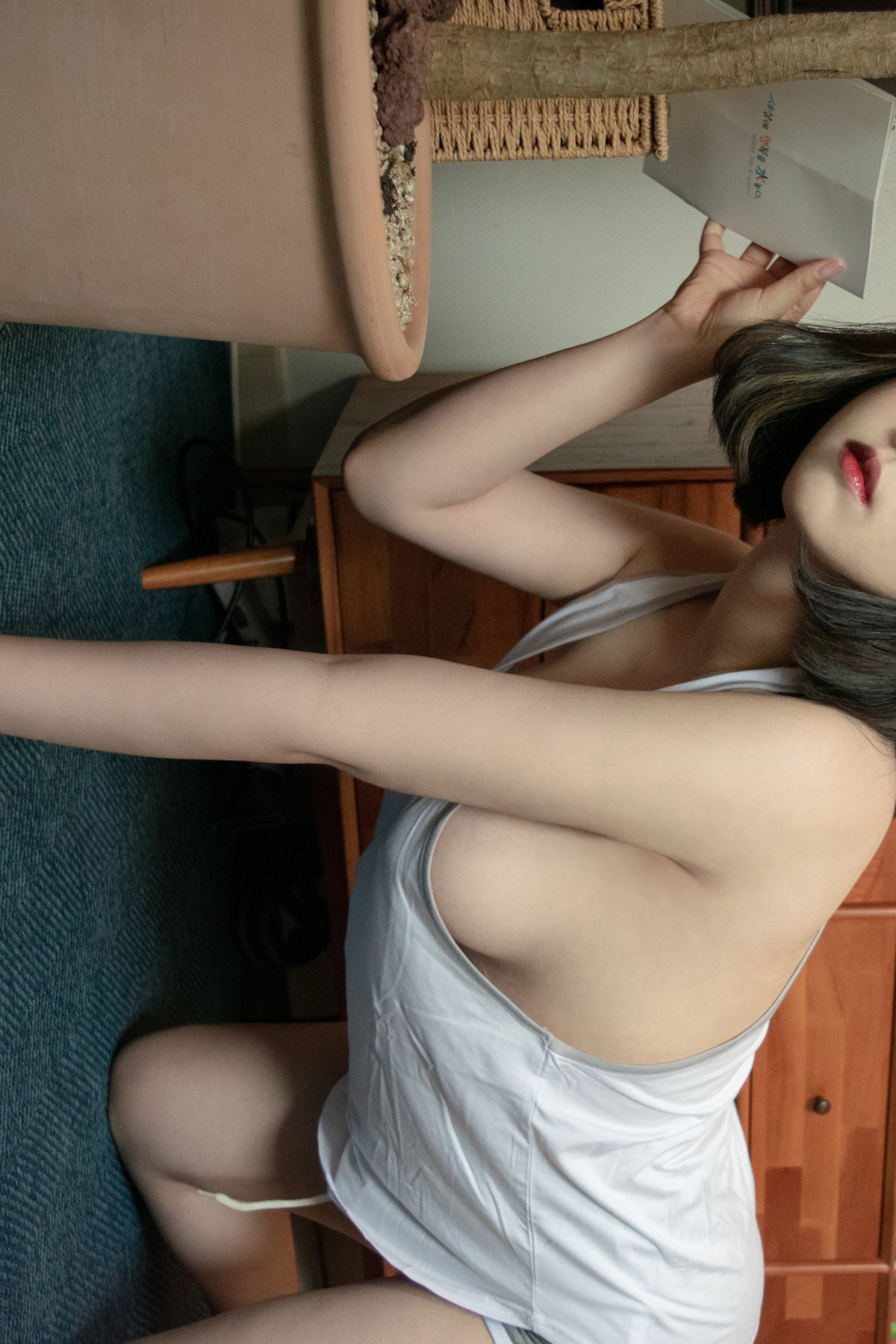 Song Hana 송하나, Photobook ‘Home Body’の写真 10