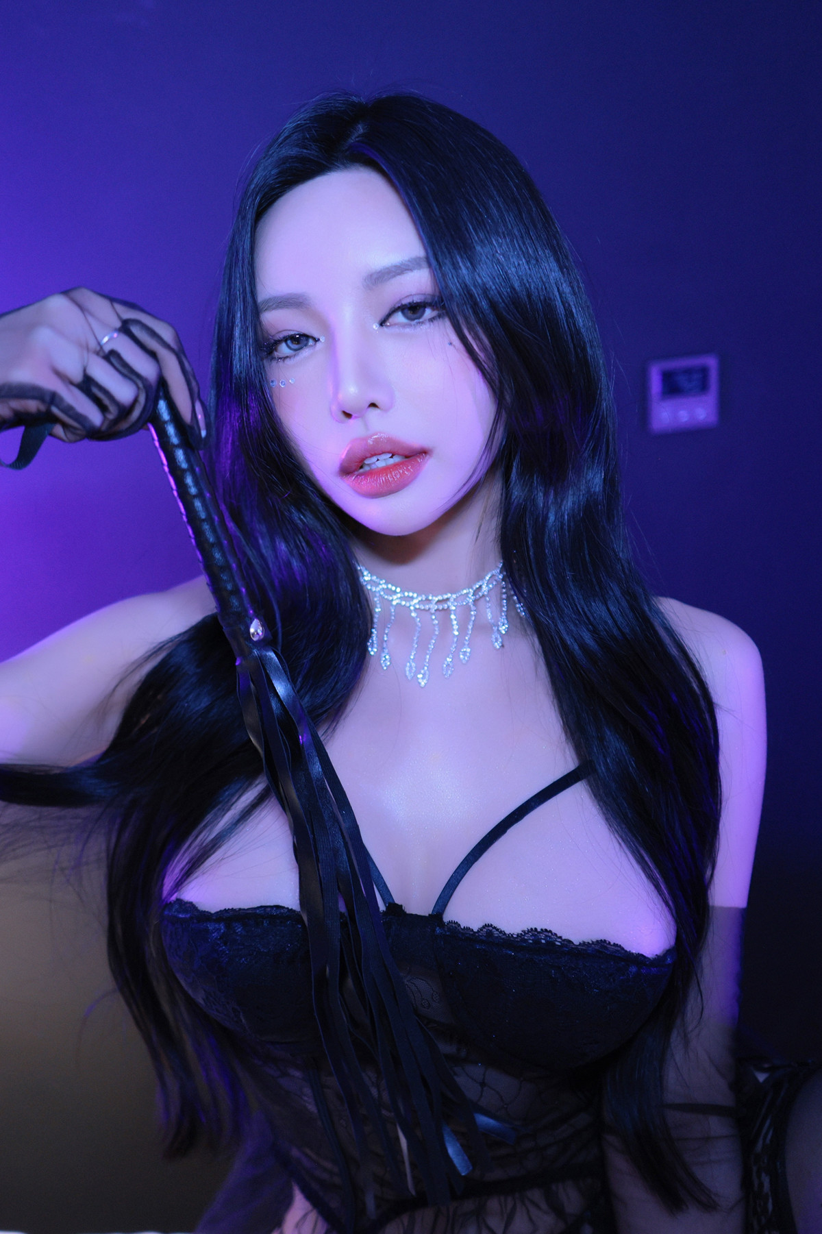 Dongeuran 동그란, PhotoBook “S&M Play” Set.04の写真 8