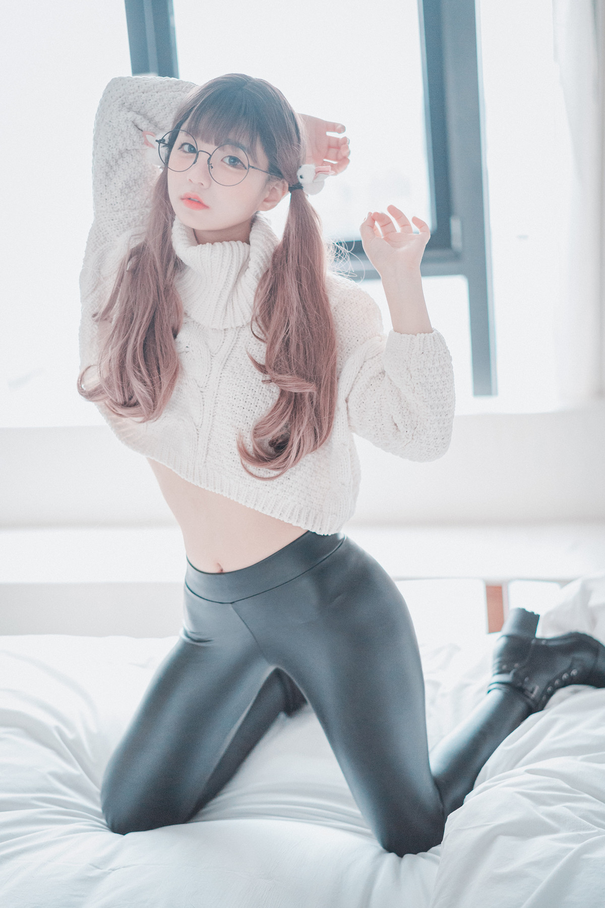 Jeong Jenny 정제니, DJAWA ‘Loose and Tight White’の写真 3