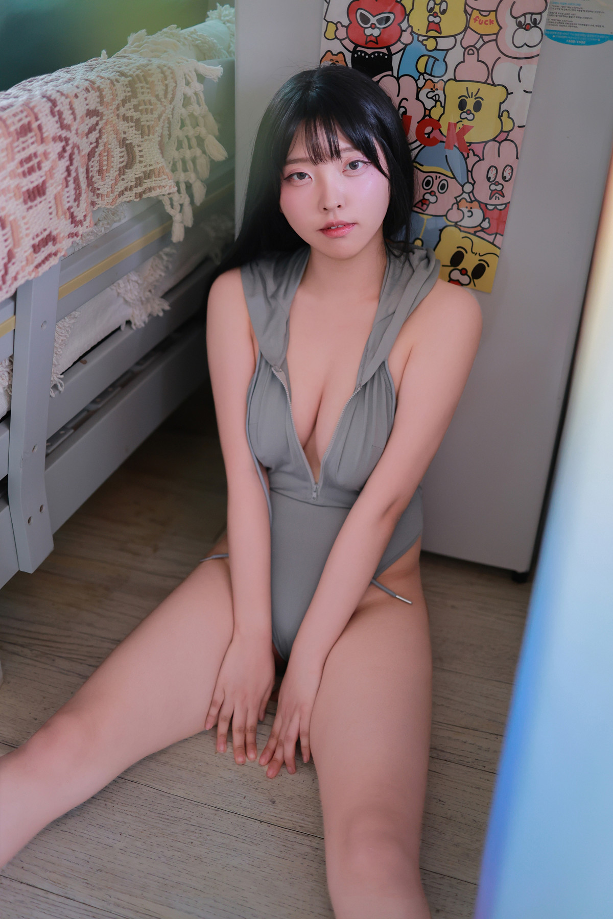 Song Hana 송하나, Photobook ‘Gray’ Set.02の写真 28