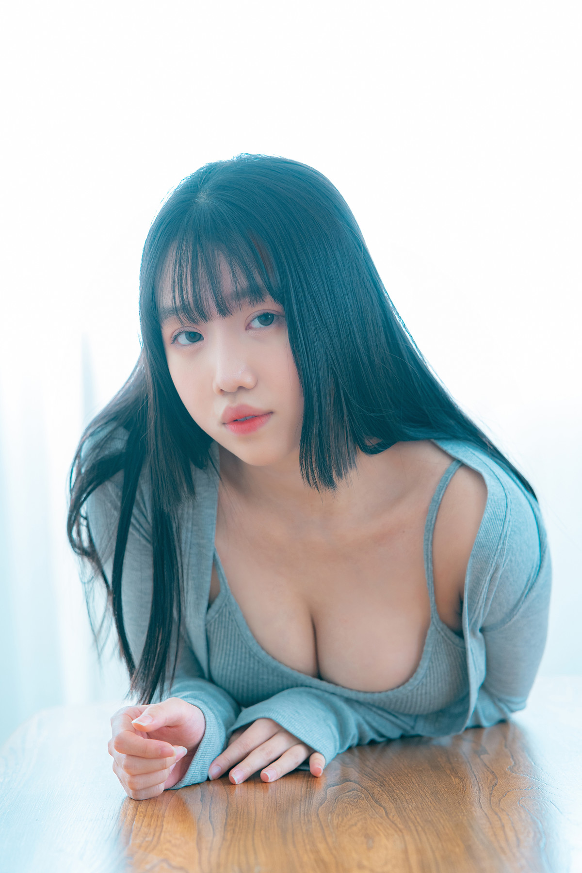 RiRi 리리, Photobook ‘RiRi White Day’ Set.01の写真 5
