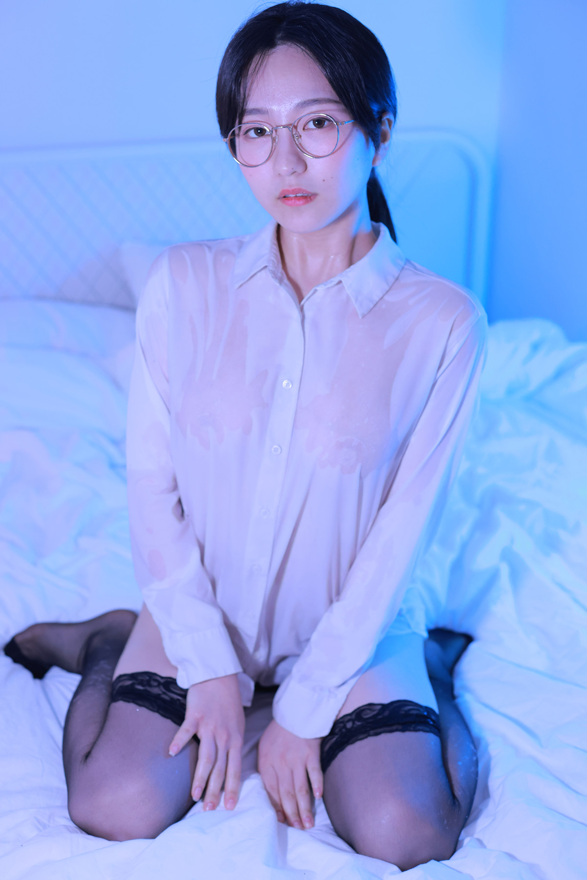 Sehee 세희, Photobook ‘ Glasses Shirt’ Set.01の写真 4