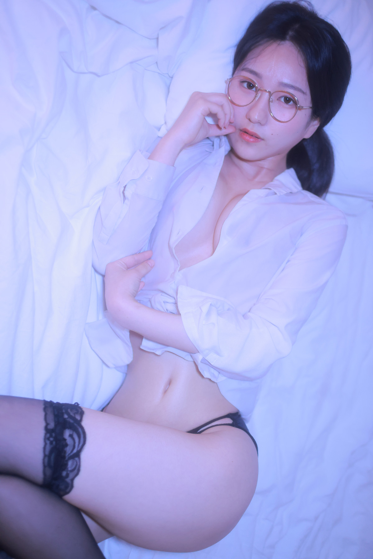 Sehee 세희, Photobook ‘ Glasses Shirt’ Set.02の写真 10