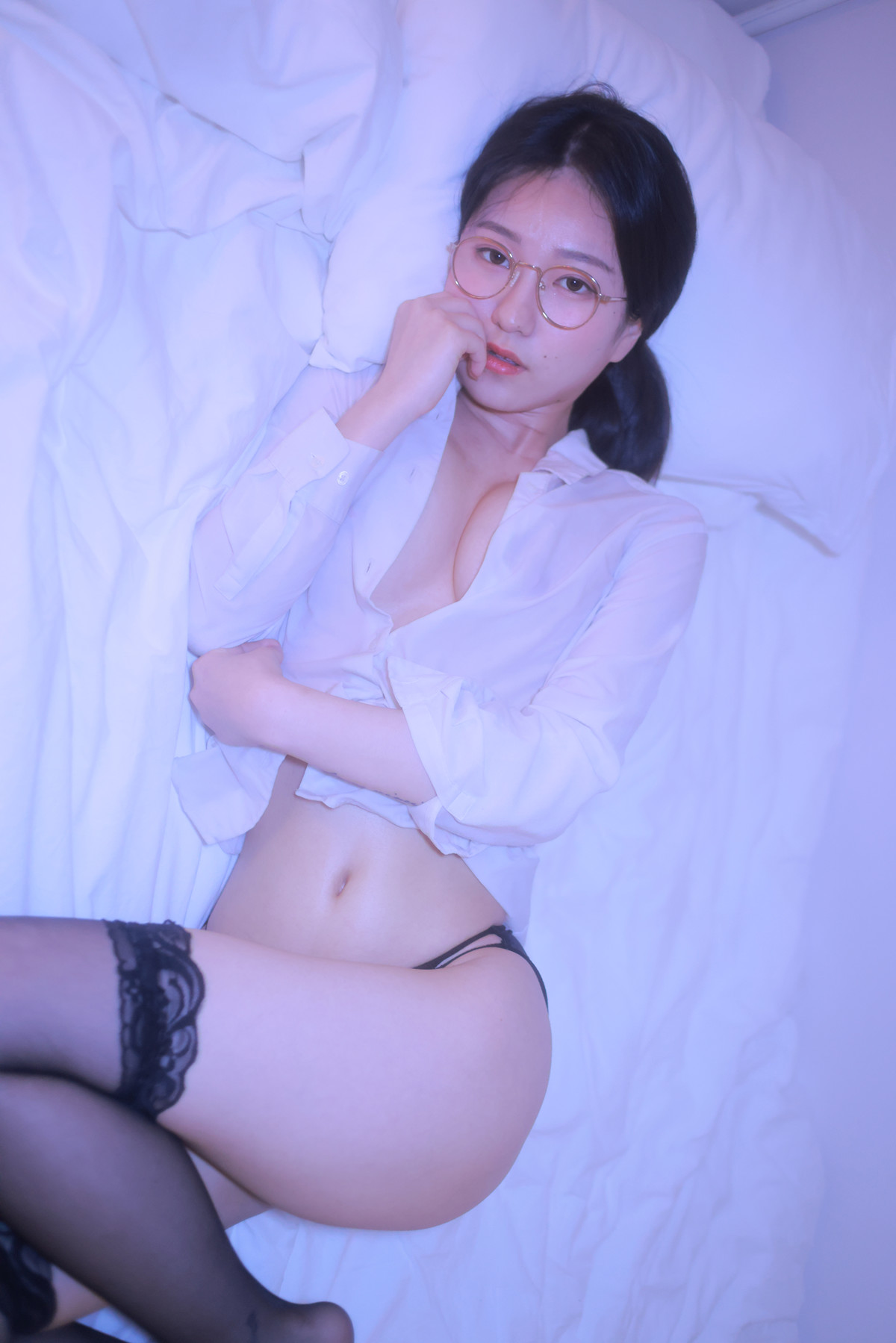Sehee 세희, Photobook ‘ Glasses Shirt’ Set.02の写真 11
