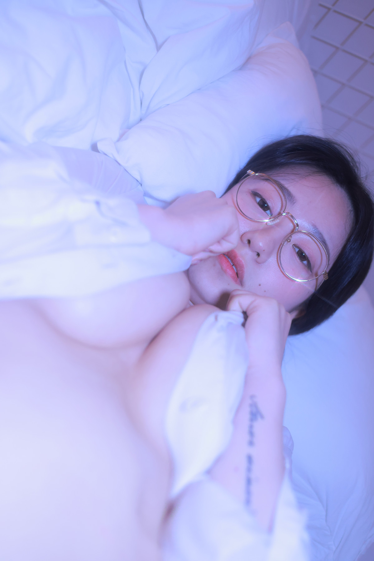 Sehee 세희, Photobook ‘ Glasses Shirt’ Set.02の写真 15