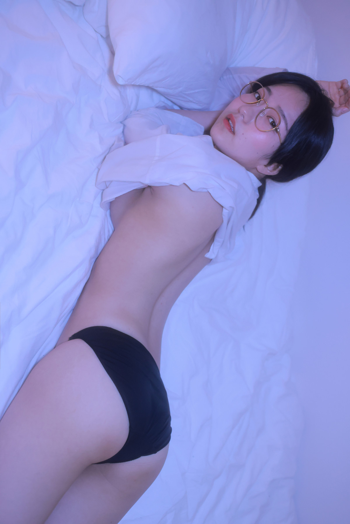 Sehee 세희, Photobook ‘ Glasses Shirt’ Set.02の写真 27