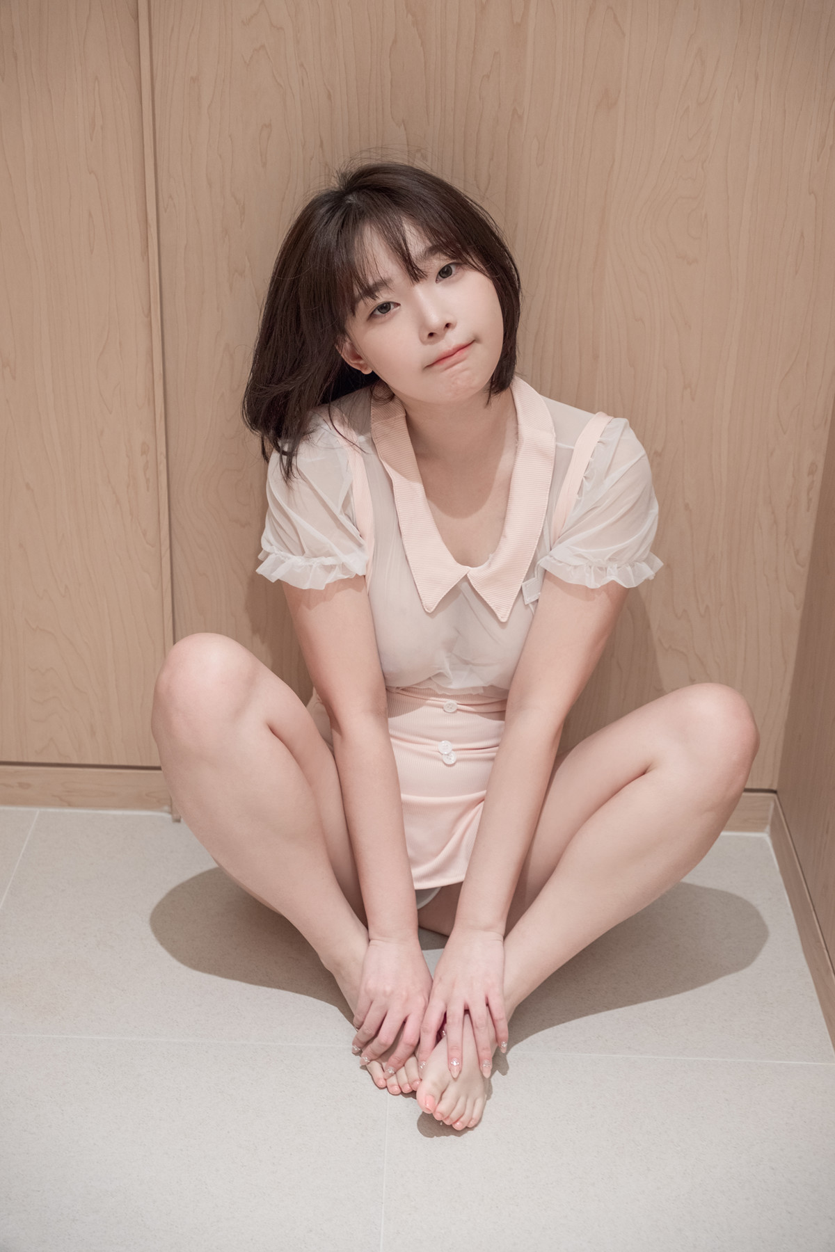 Kang Inkyung 강인경, Photobook ‘Private Nurse’の写真 10
