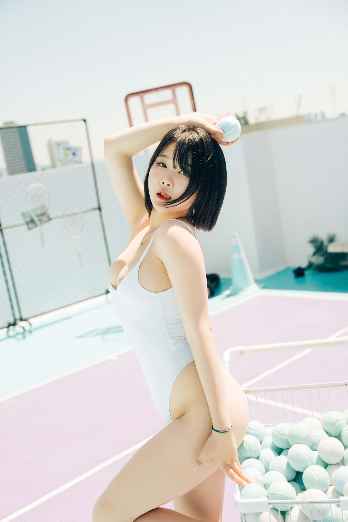 ZIA.Kwon 권지아, LOOZY ‘Racket Girl’ Set.02の写真 3