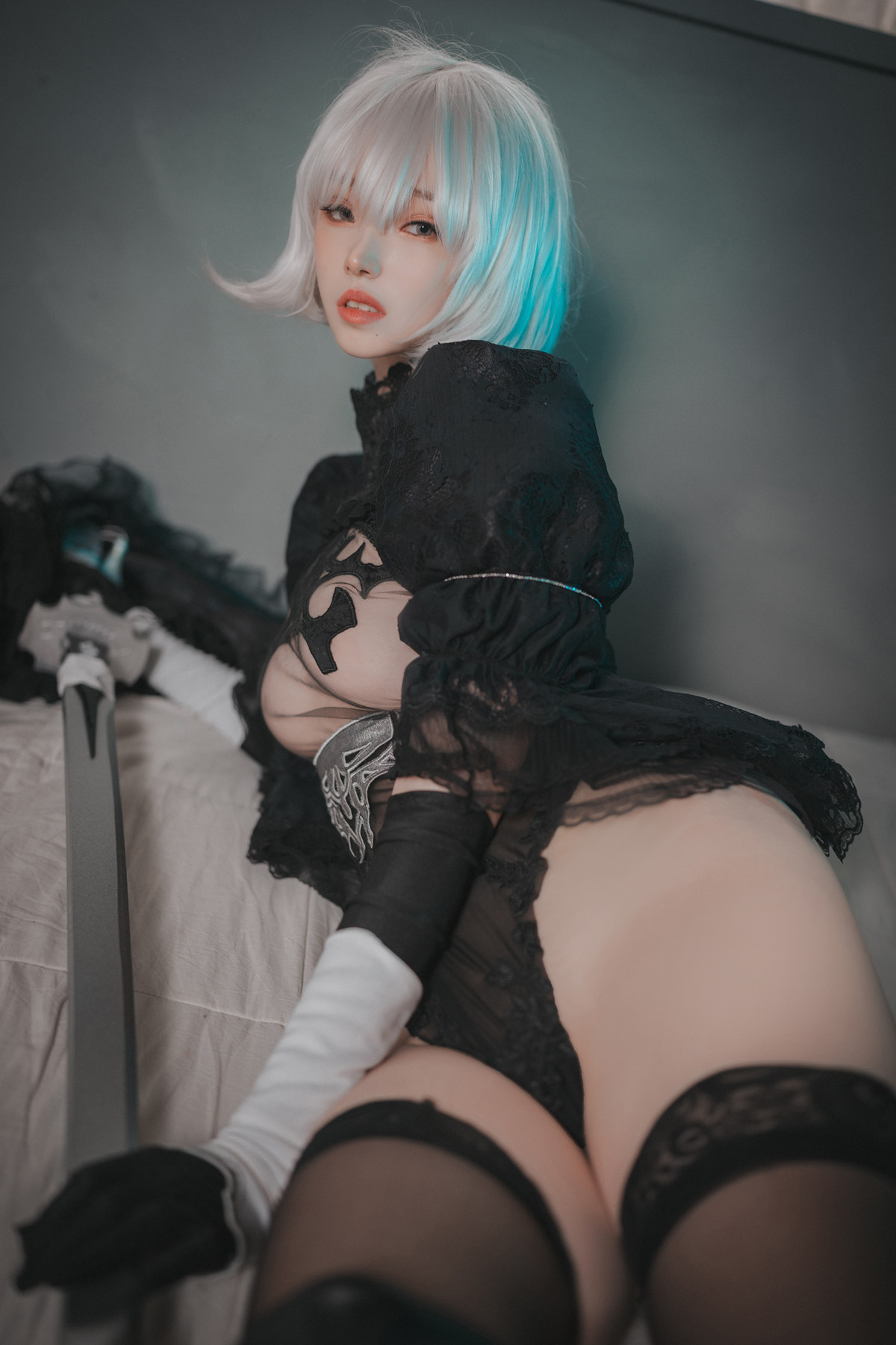 Bambi 밤비, DJAWA ‘La Rose NoirE 2B’ Set.02の写真 4