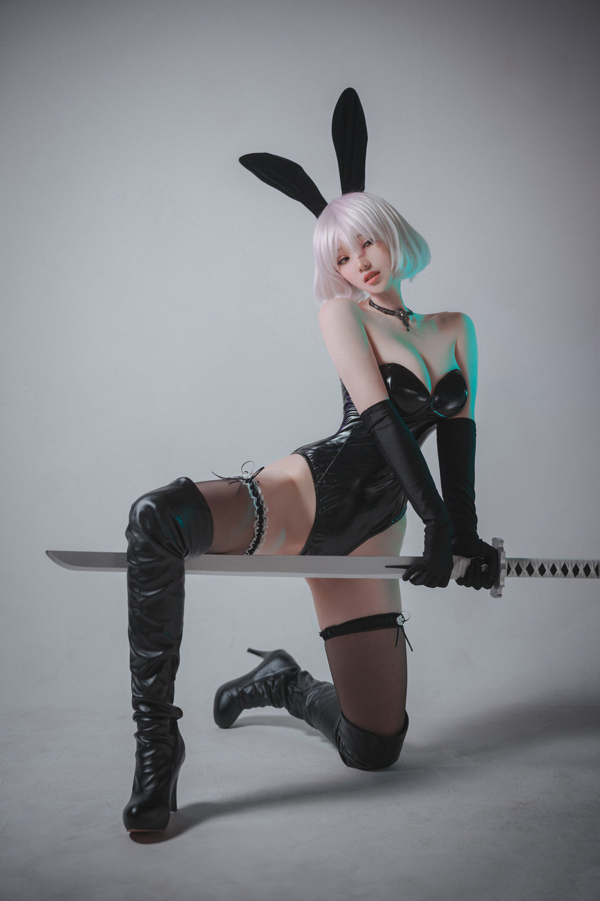 Bambi 밤비, DJAWA ‘La Rose NoirE 2B’ Set.05の写真 23