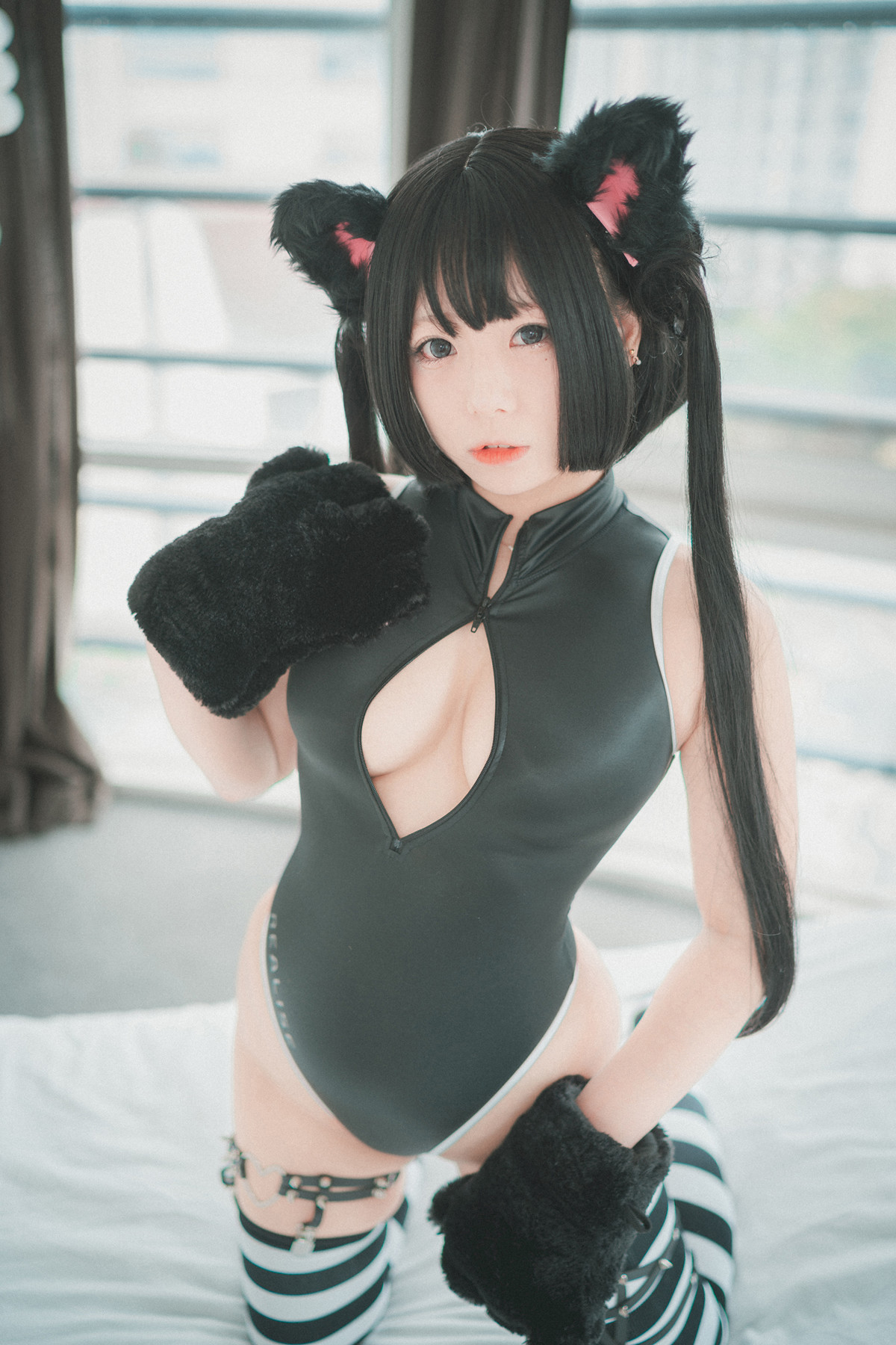 Maruemon 마루에몽, DJAWA ‘Realised Feral Cat’の写真 2
