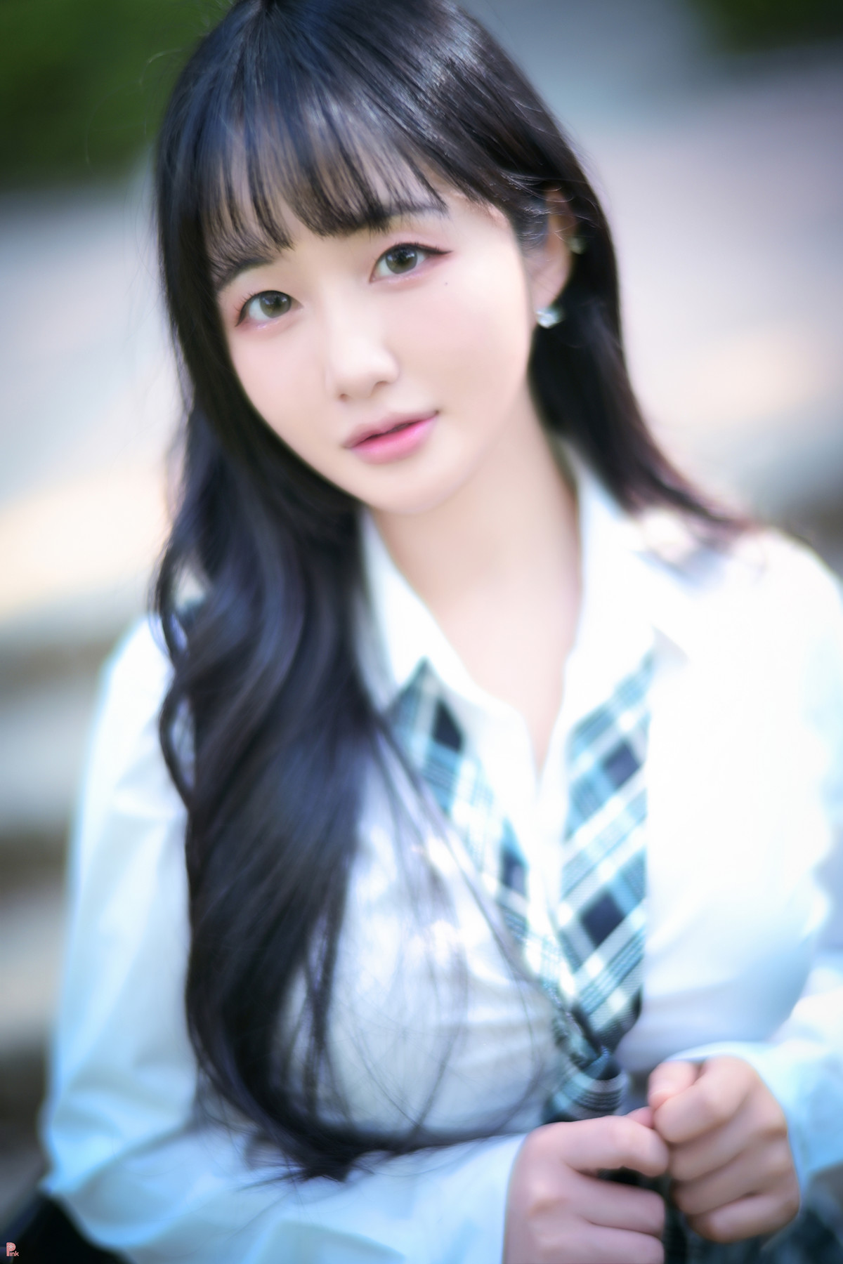 Han Jina 한지나, PINK Photobook ‘Sunshine’ Set.01の写真 4