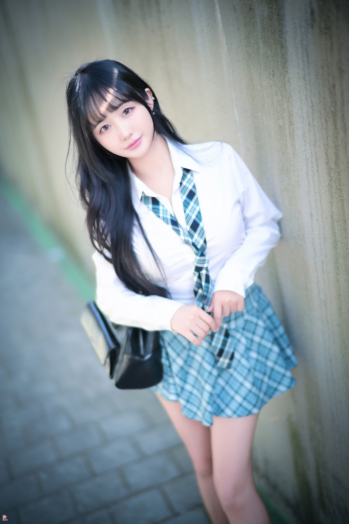 Han Jina 한지나, PINK Photobook ‘Sunshine’ Set.01の写真 7