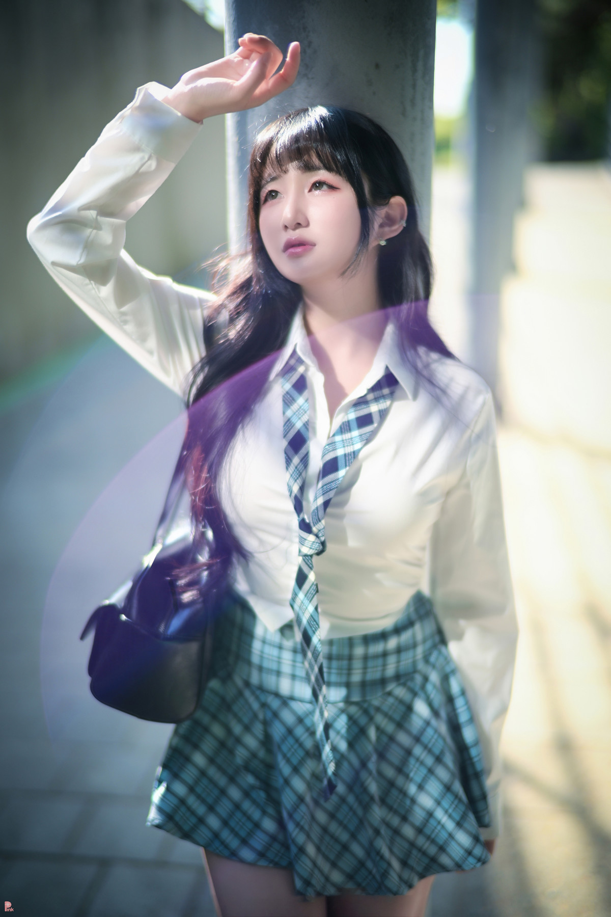 Han Jina 한지나, PINK Photobook ‘Sunshine’ Set.01の写真 13
