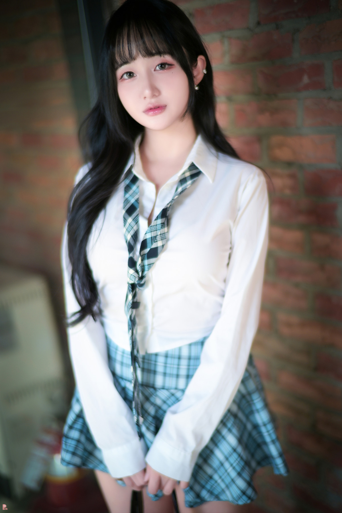Han Jina 한지나, PINK Photobook ‘Sunshine’ Set.01の写真 18